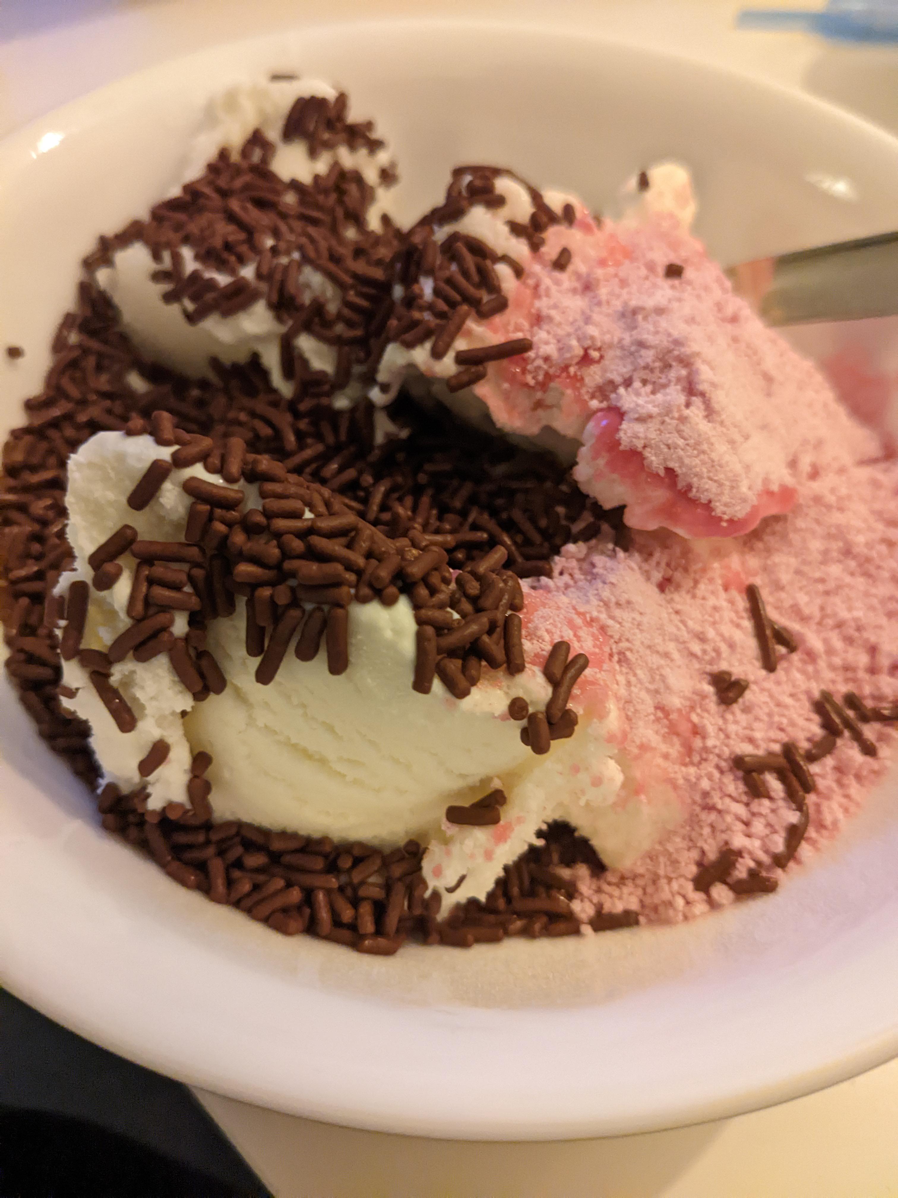 neapolitan ice cream r/shittyfoodporn