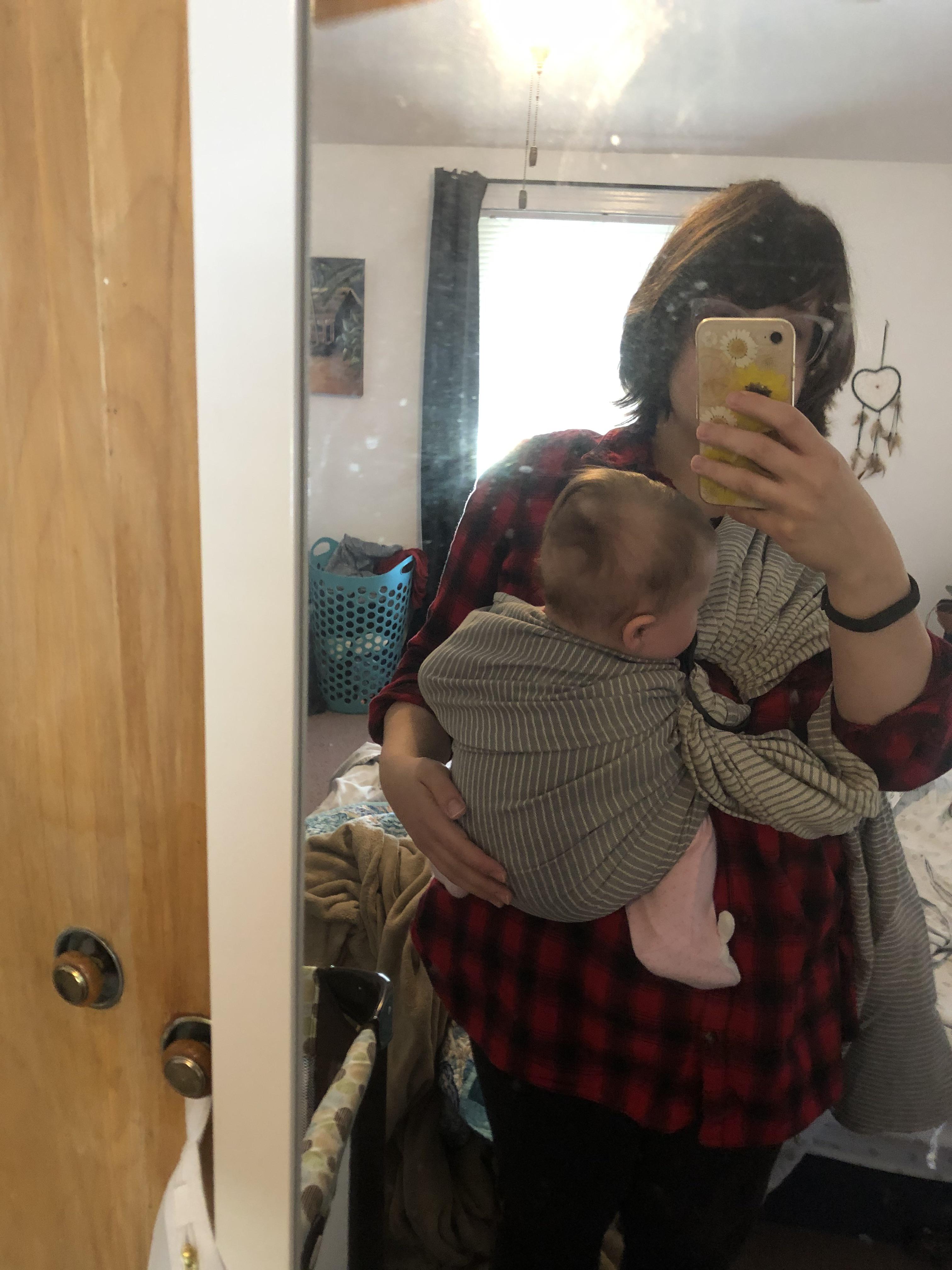 Fit check! 4 month old in a ring sling. Ignore the messy house 😂 r