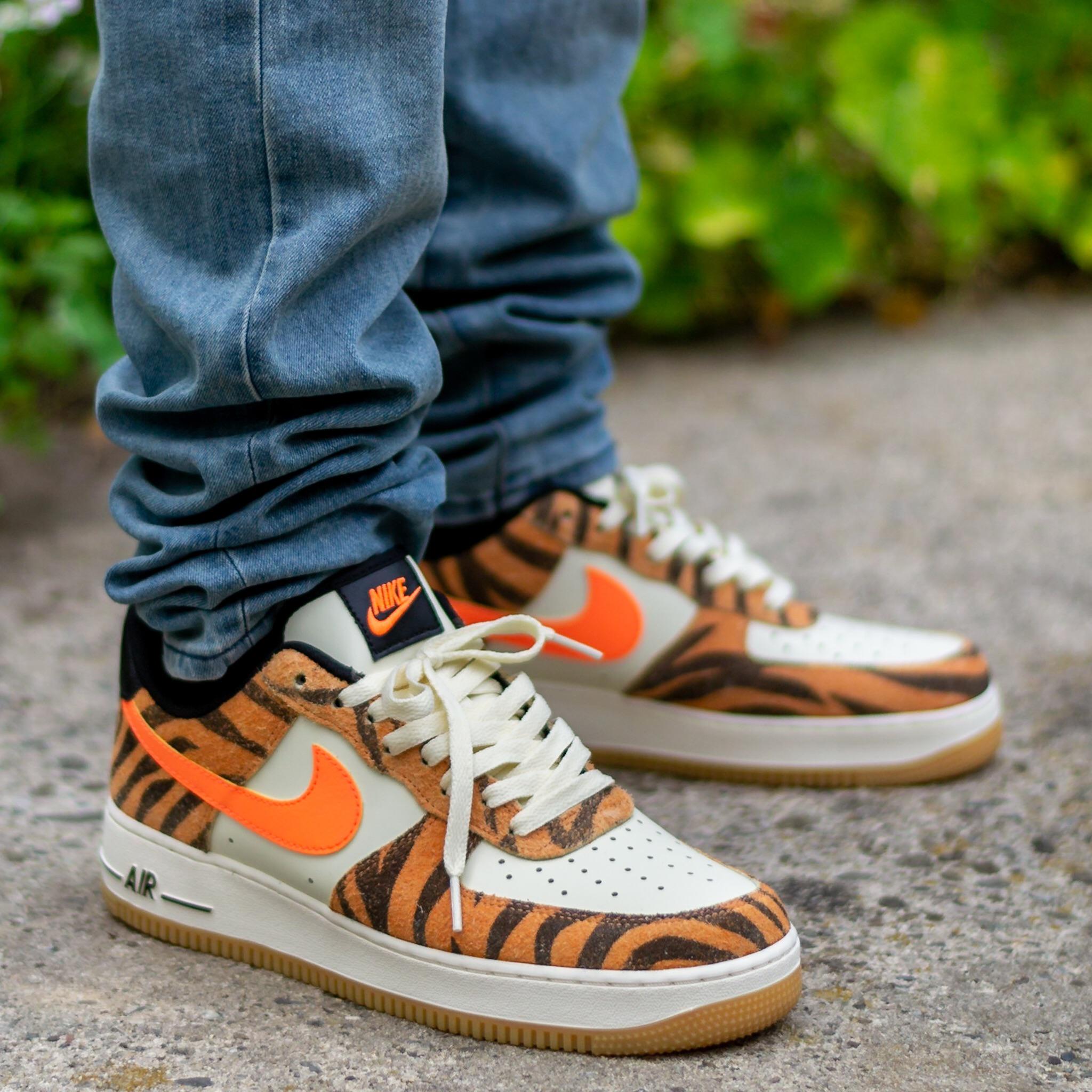 Nike Air Force 1 Tiger r/Sneakers