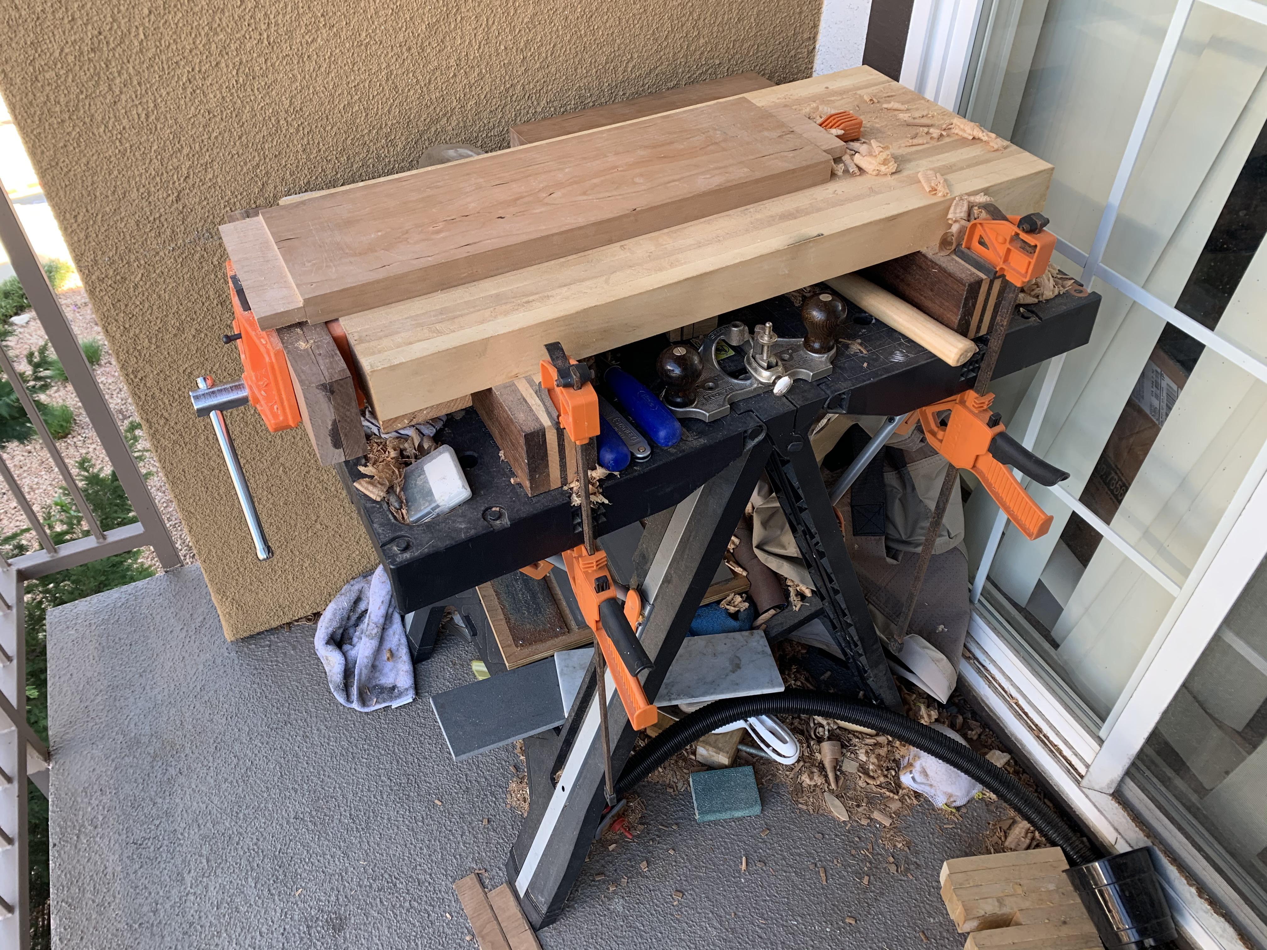 My mini workbench for my apartment balcony r/Workbenches