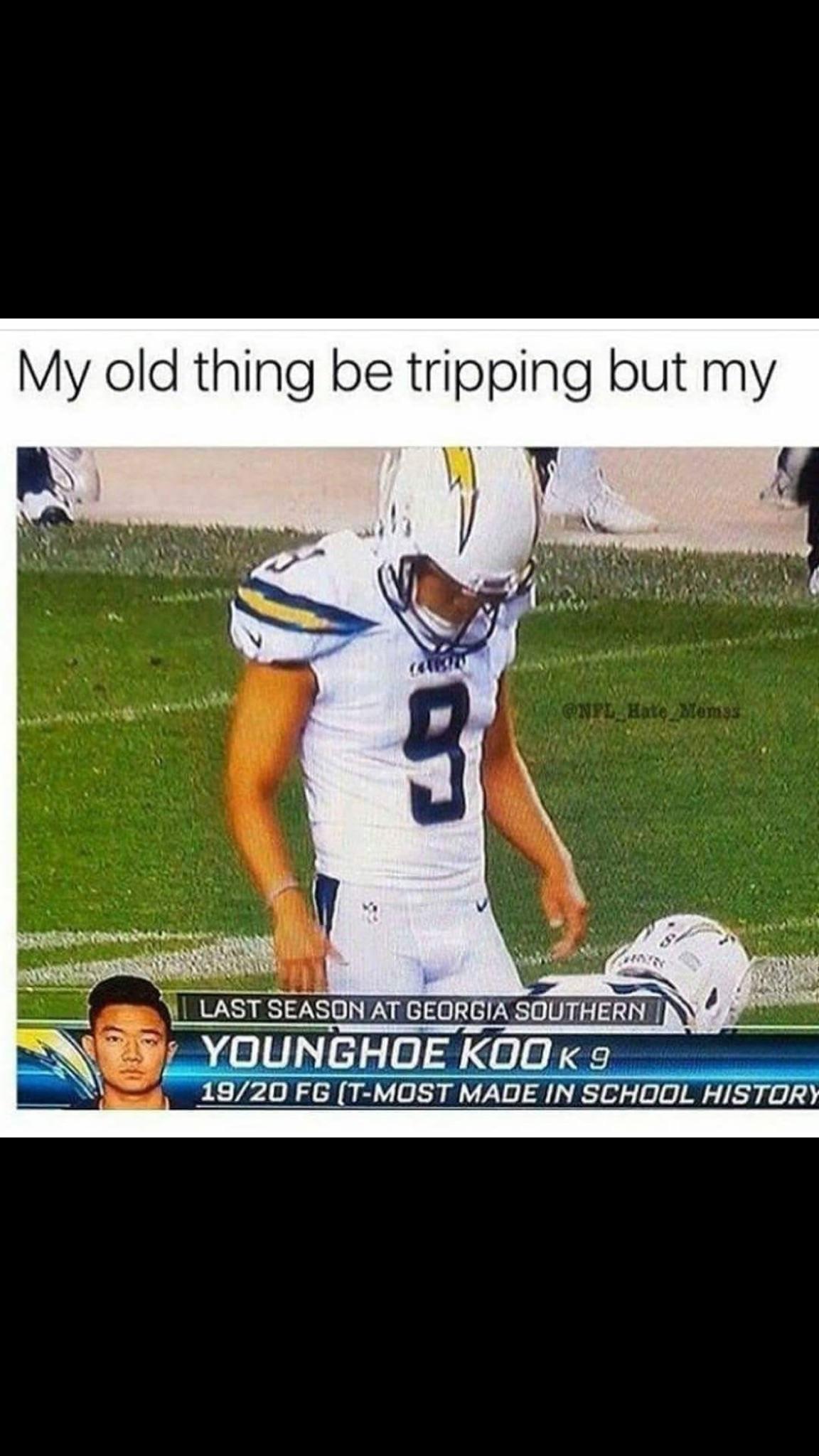 Bloods wear red, crips rock blue r/boottoobig