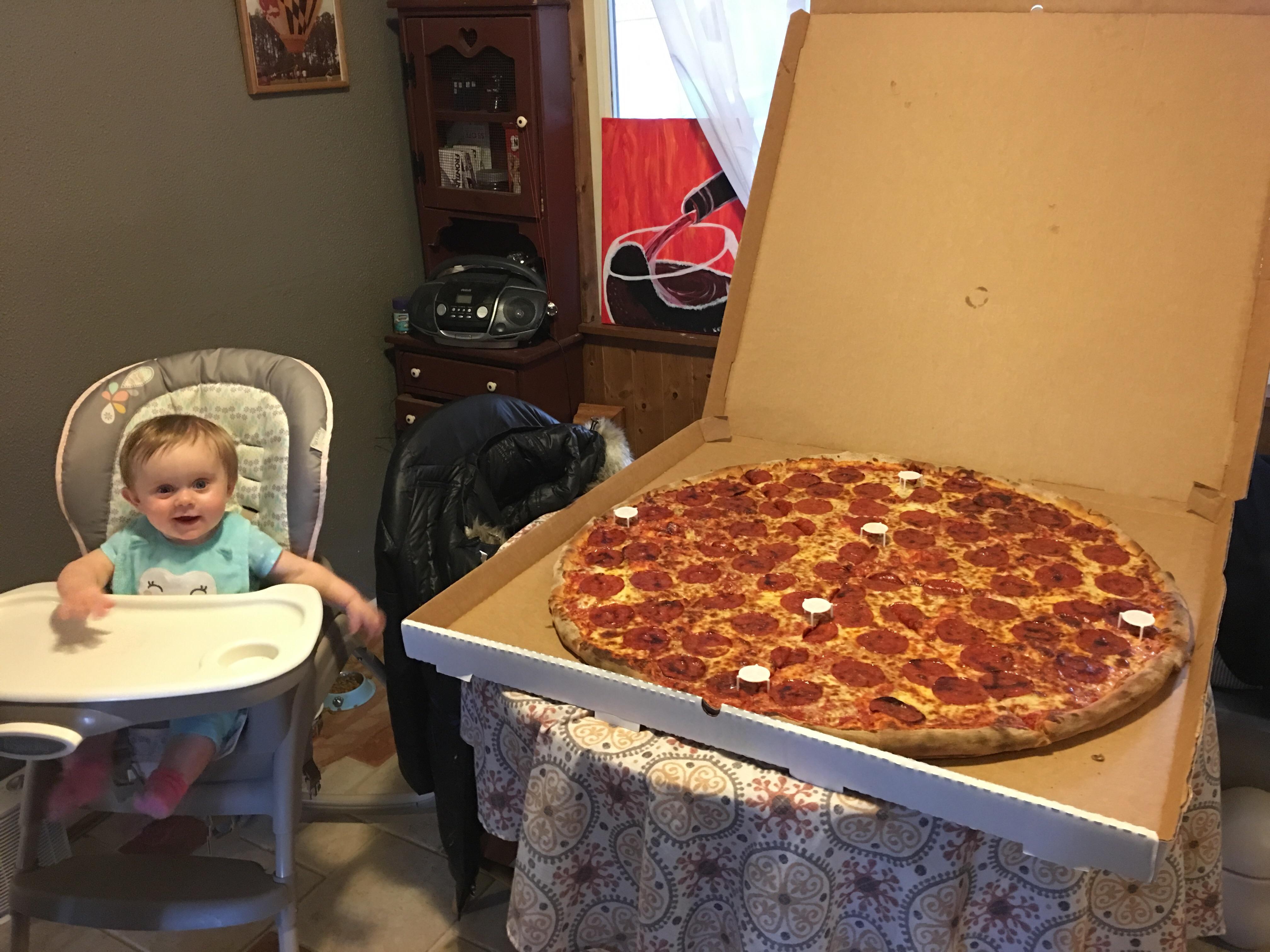 [I ate] a 36" pepperoni pizza baby for scale r/food