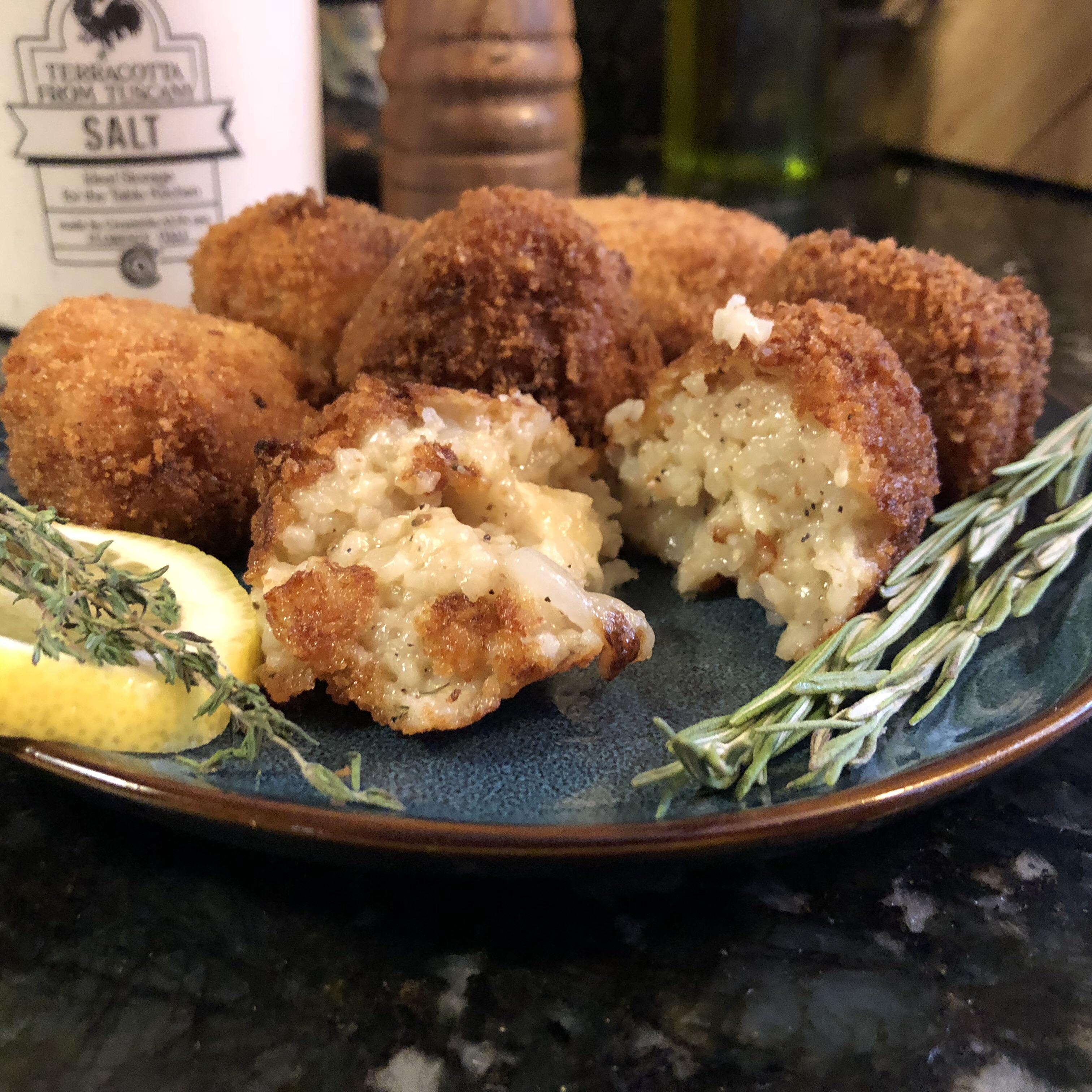 [Homemade] Fried Risotto Balls r/food