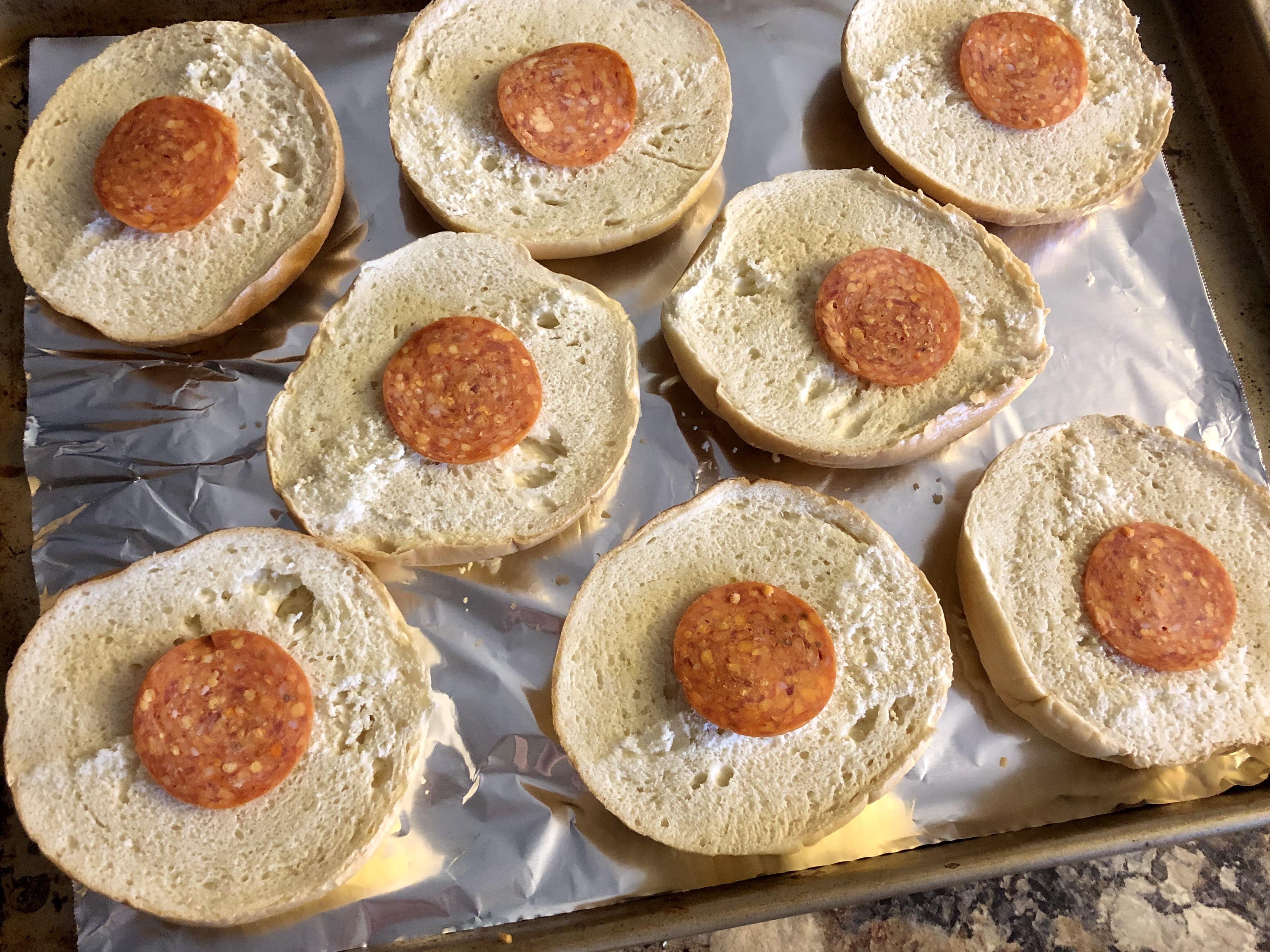 [lifehacks] Place pepperoni over bagel holes when making homemade pizza