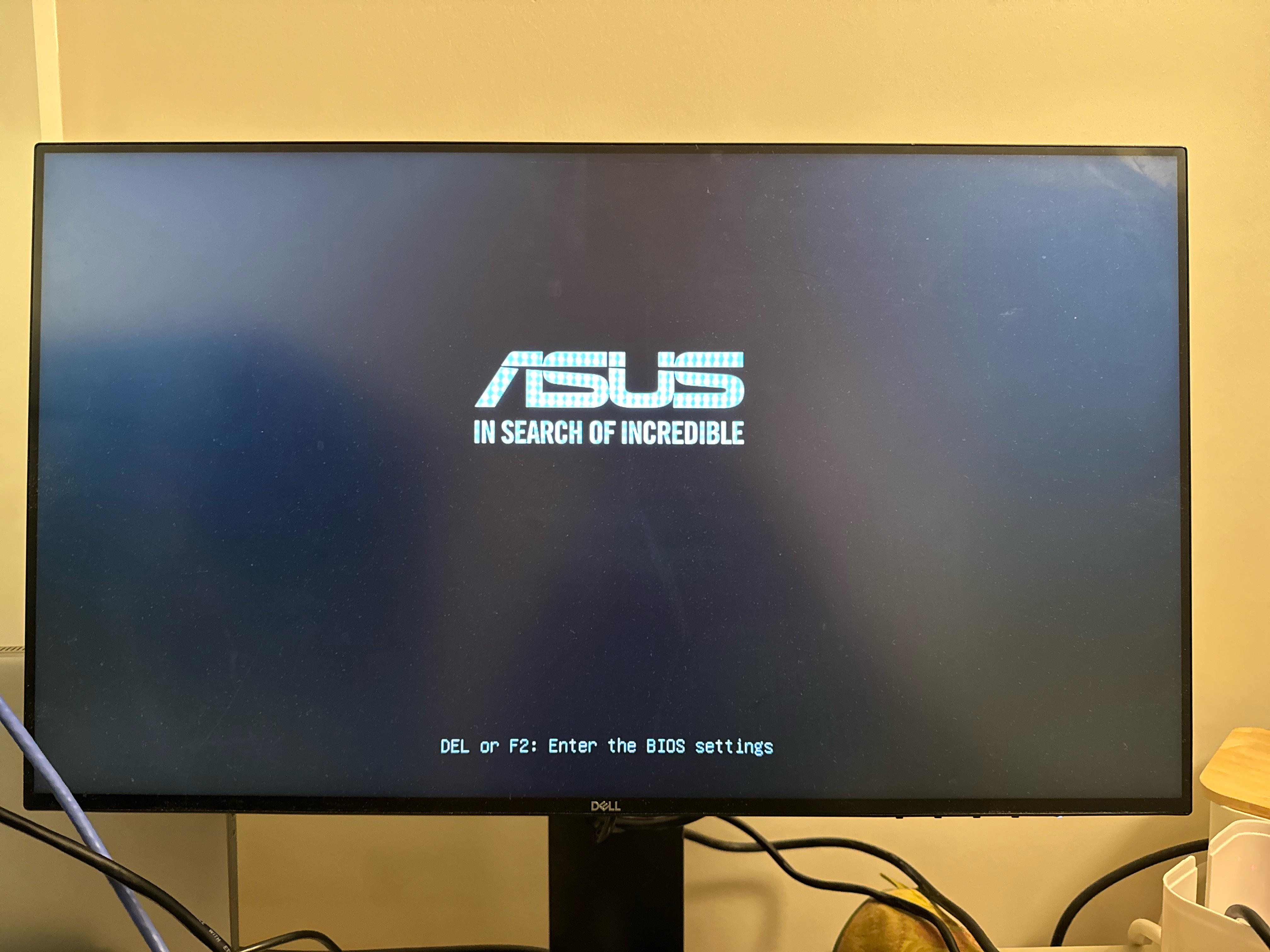 ASUS Motherboard stuck on boot. r/pchelp