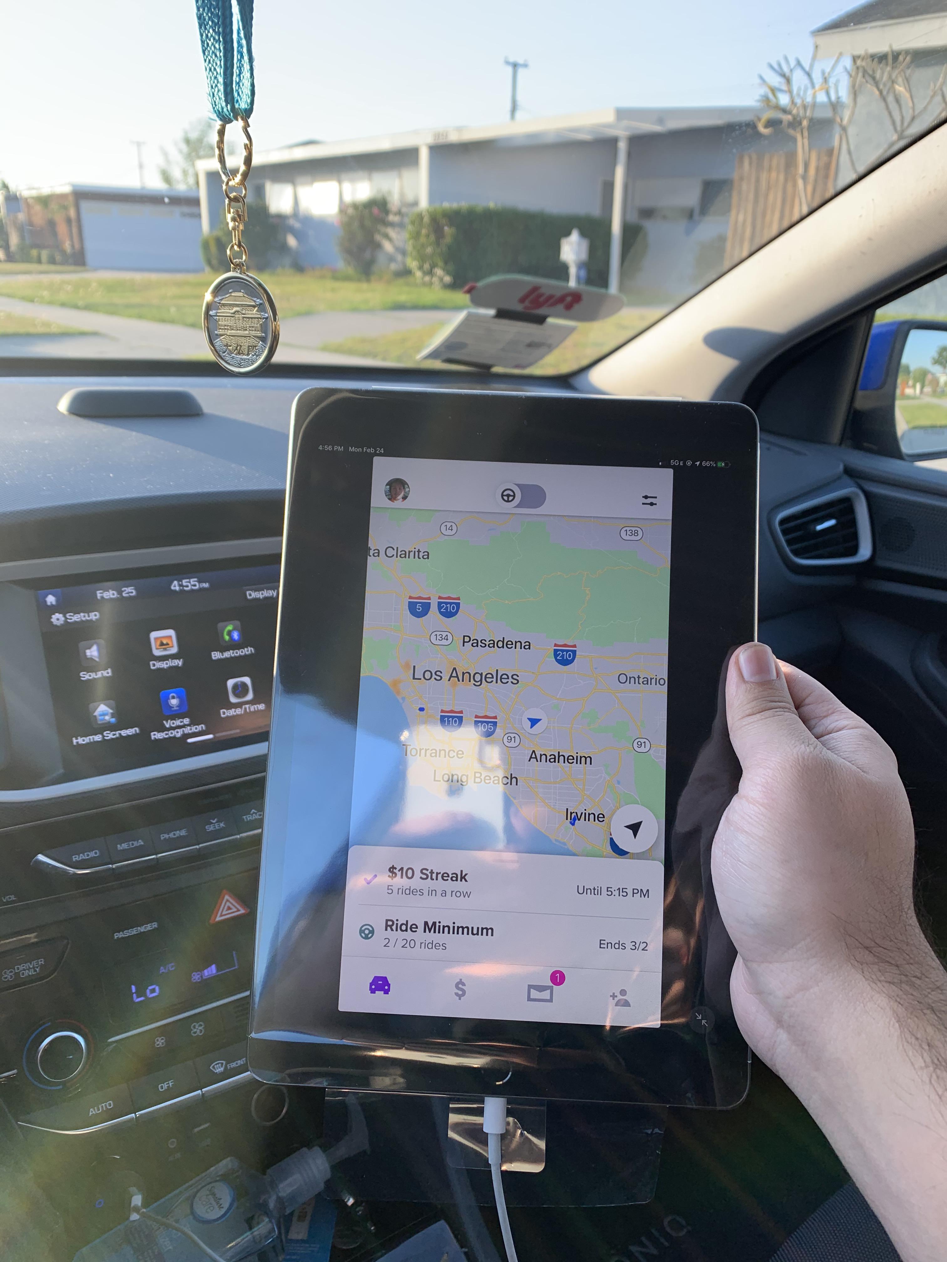 Bought a new iPad!! Gonna try the Lyft driver app on here lyftdrivers