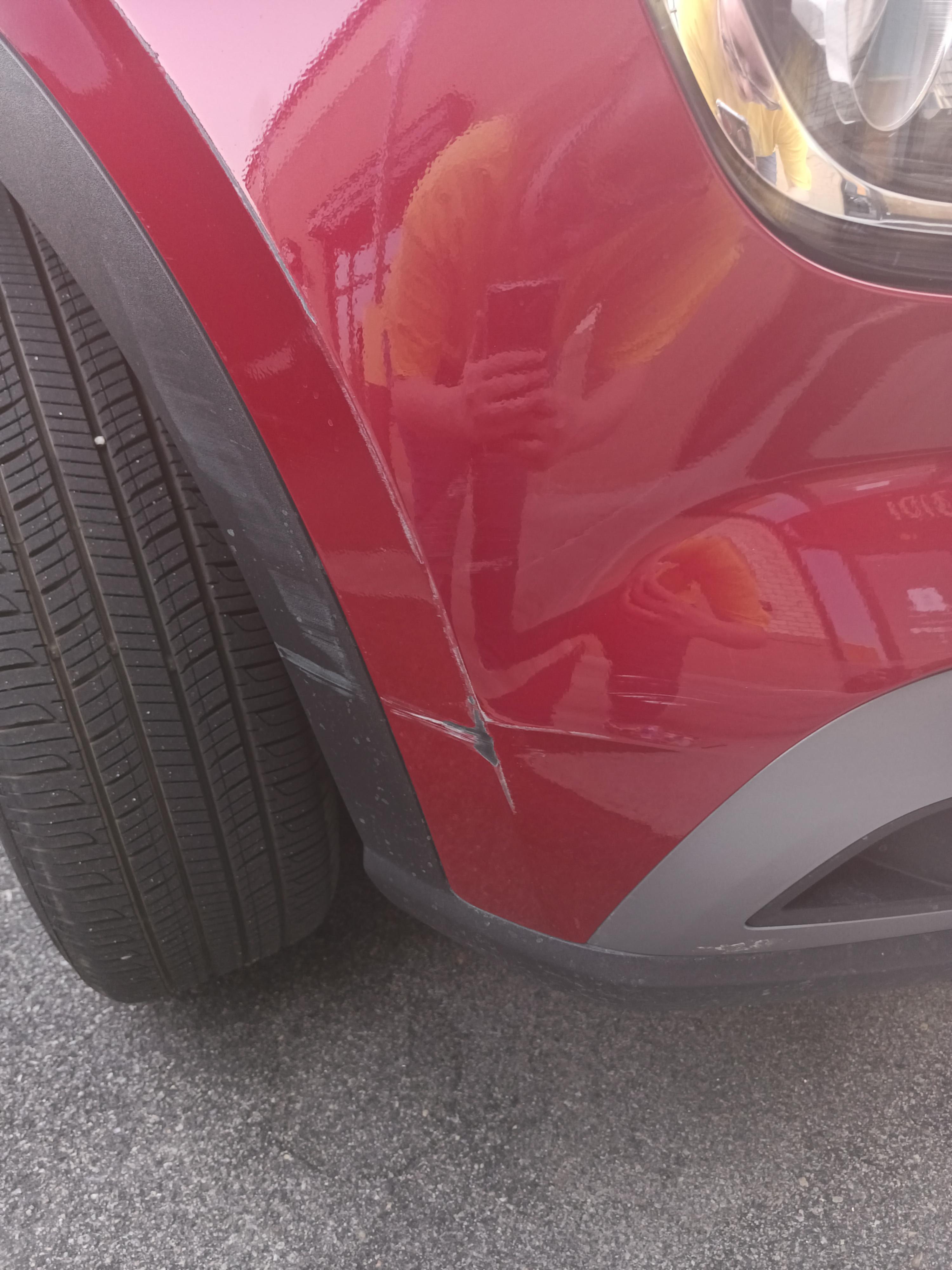 Today I scratched my car r/mildlyinfuriating