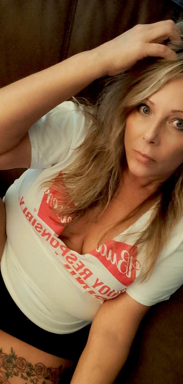 49forever braless💋 : braless