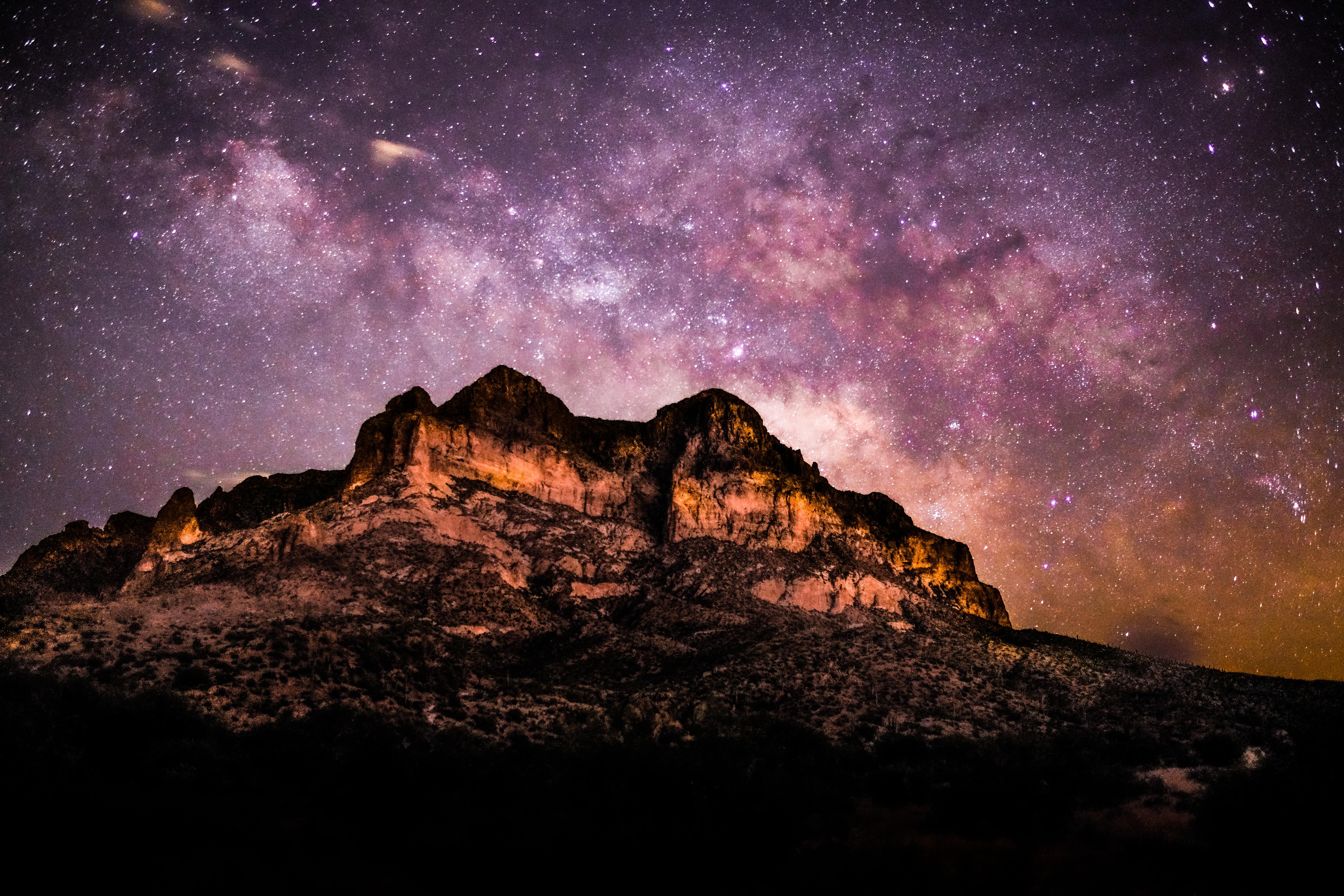 Expose Nature Milky Way over Picket Post Mountain, Arizona [OC] [6000