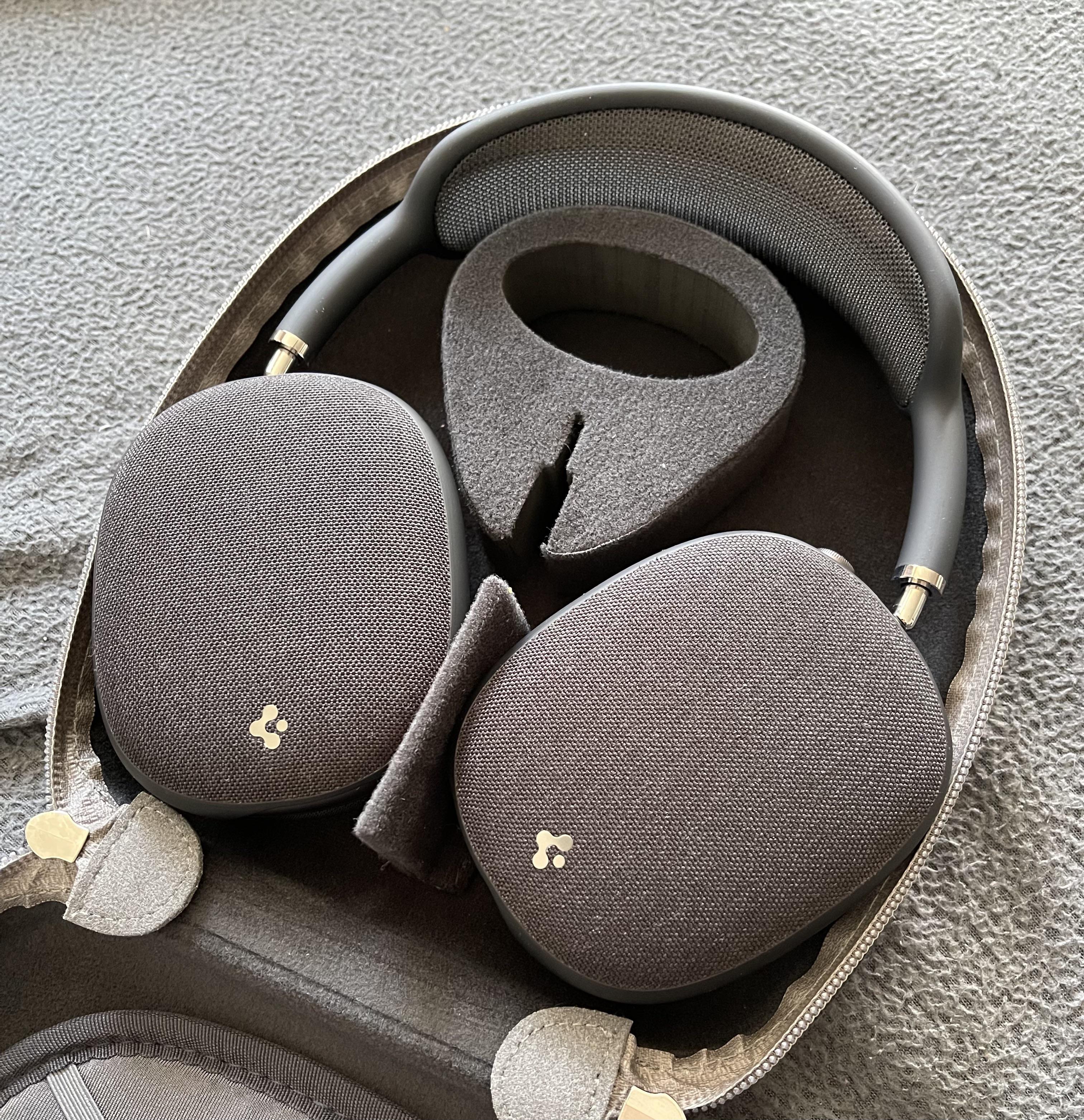 Received my new Spigen Urban Fit case r/Airpodsmax