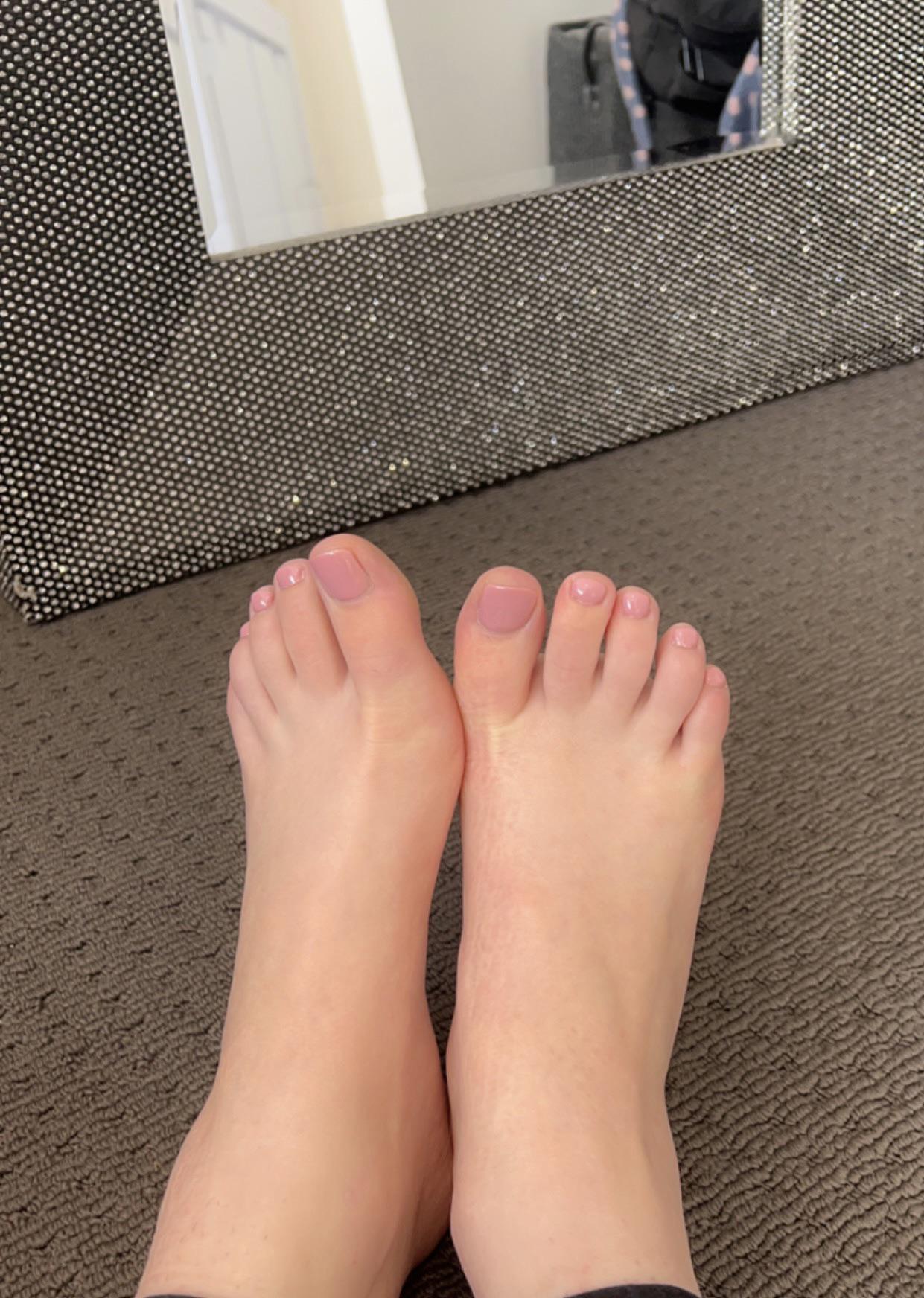 feetonly