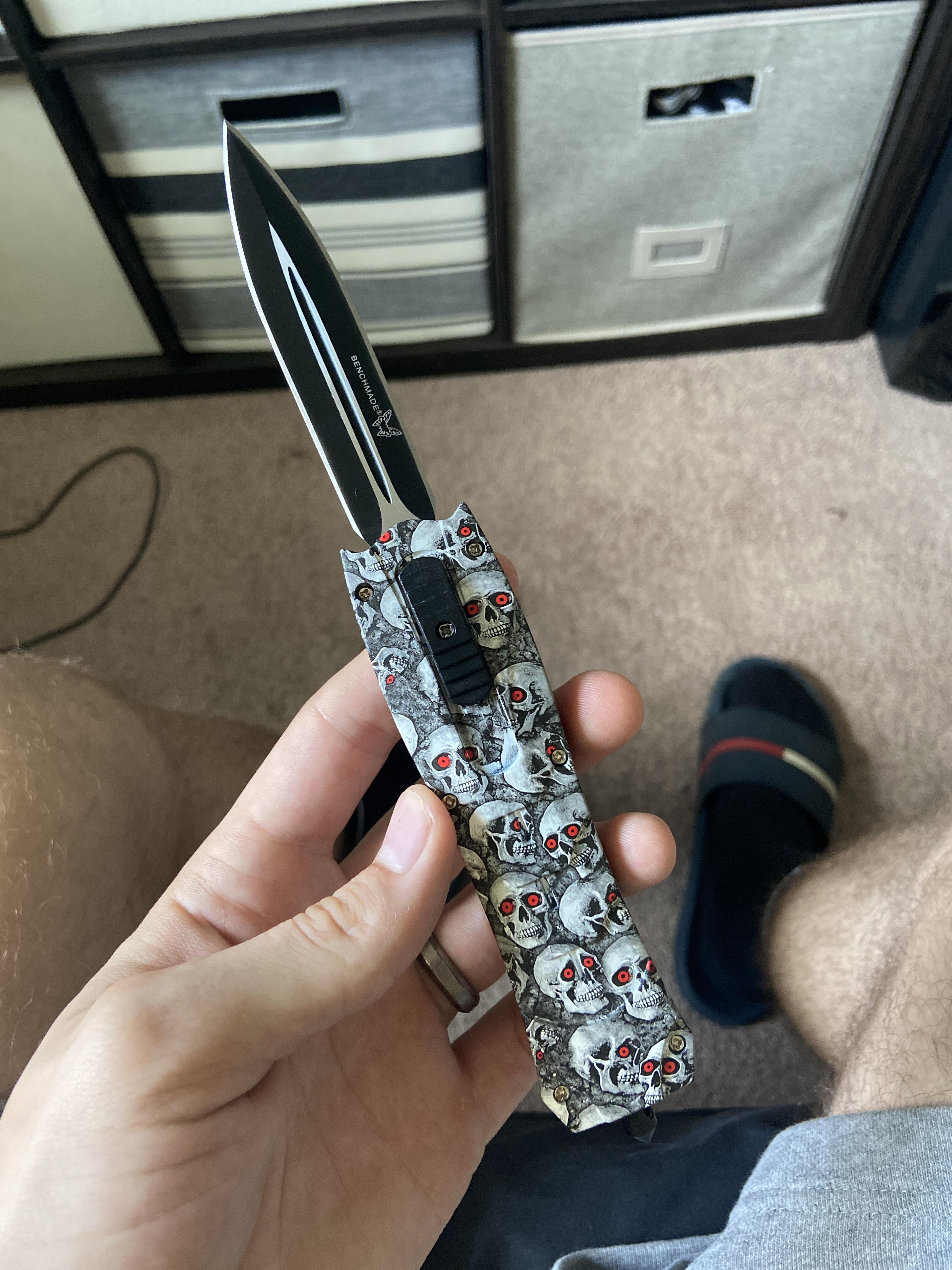 Reason for wobble on automatic knife r/pocketknives