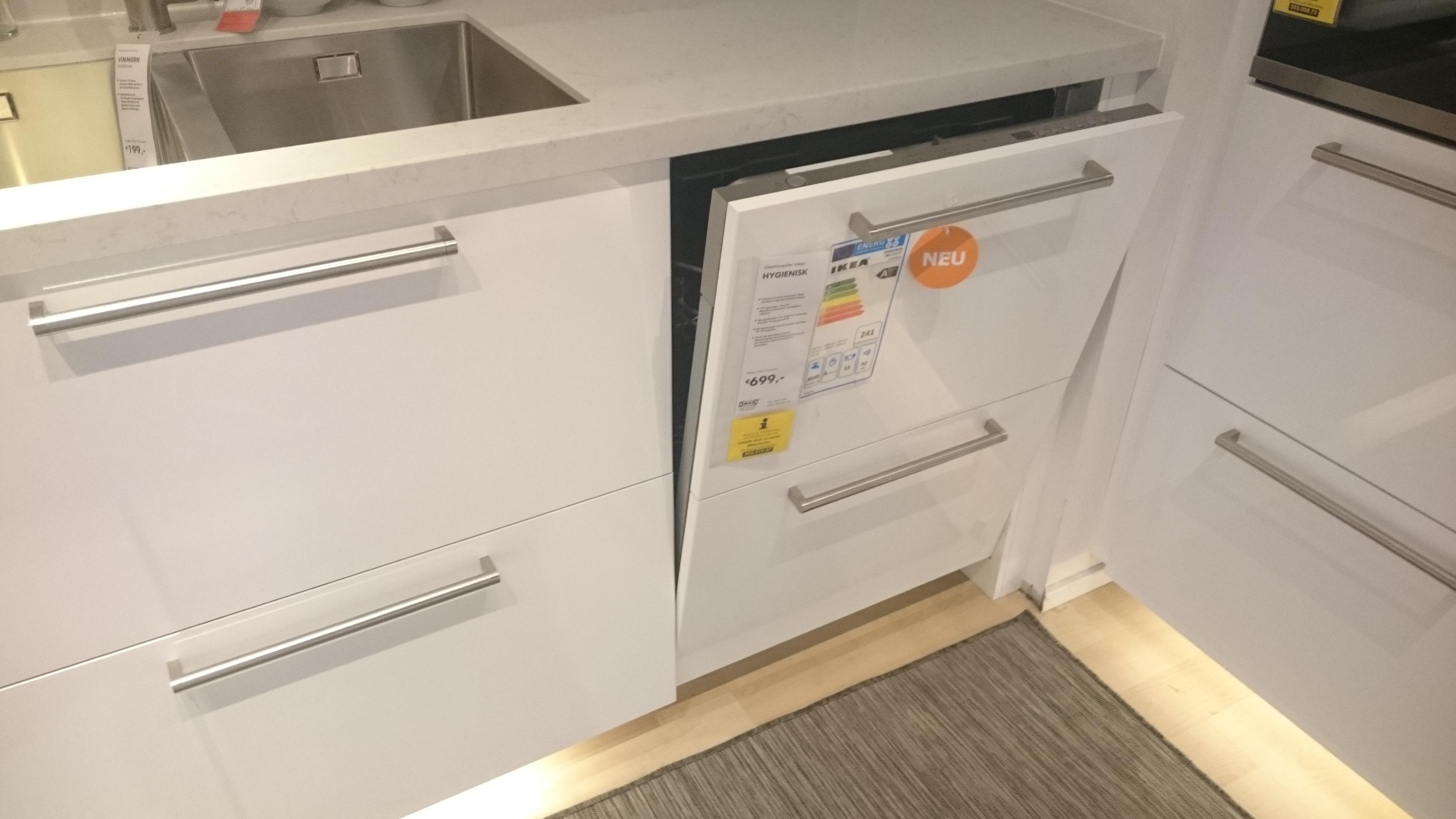 These handles on a washing machine r/CrappyDesign