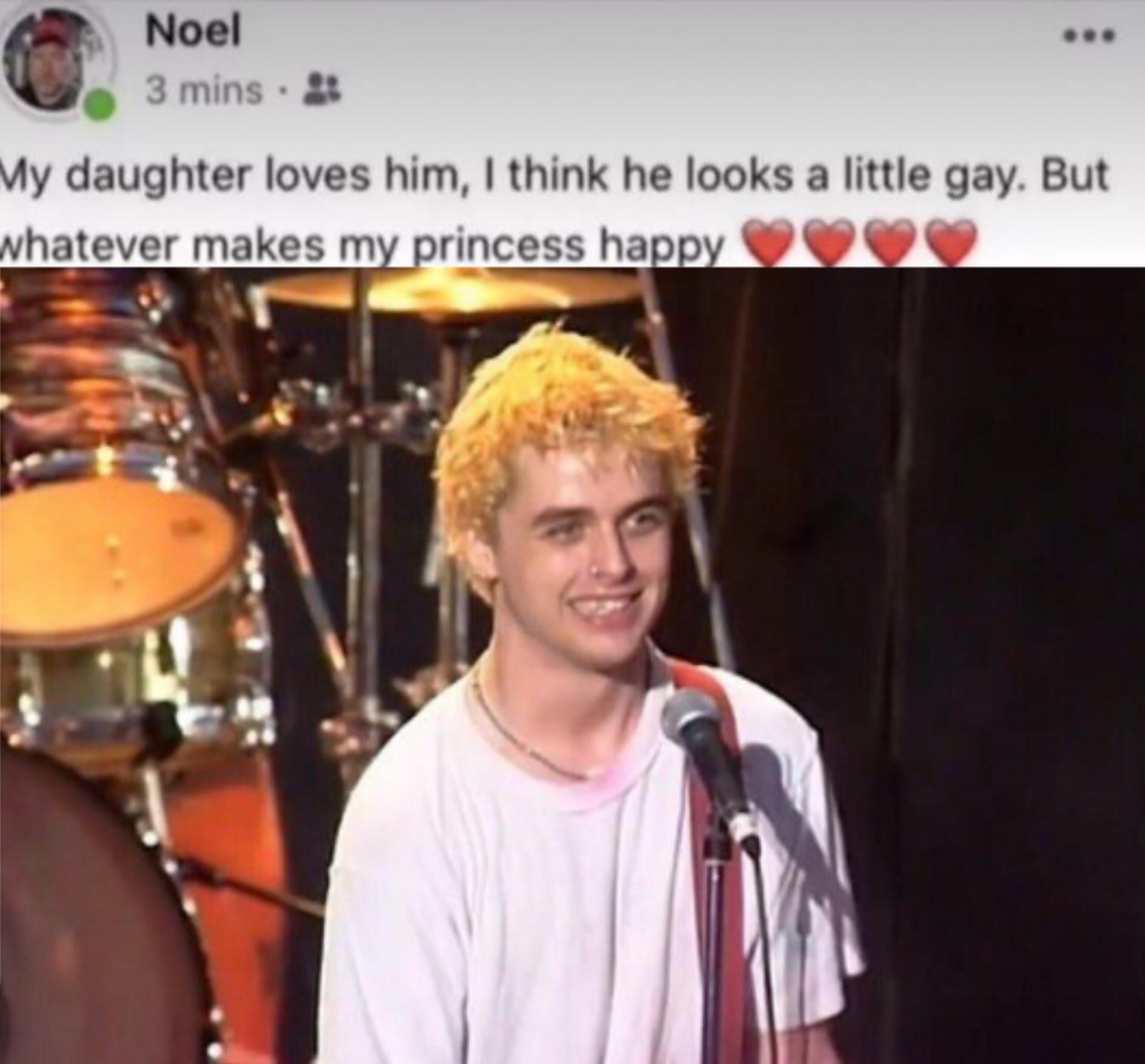 I think he looks a little gay greenday