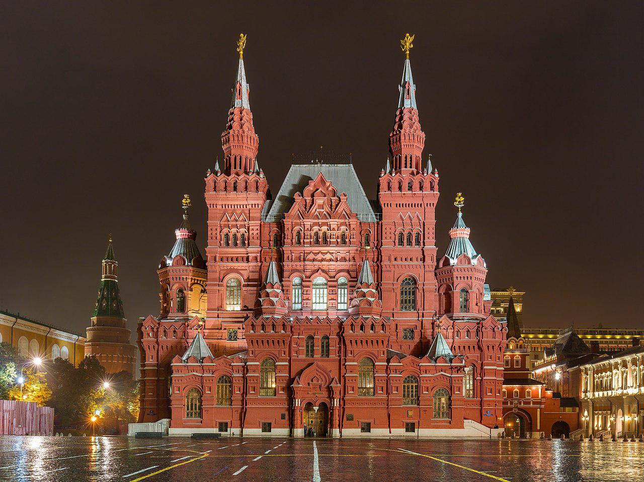 State Historical Museum, Moscow, Russia r/ArchitecturalRevival