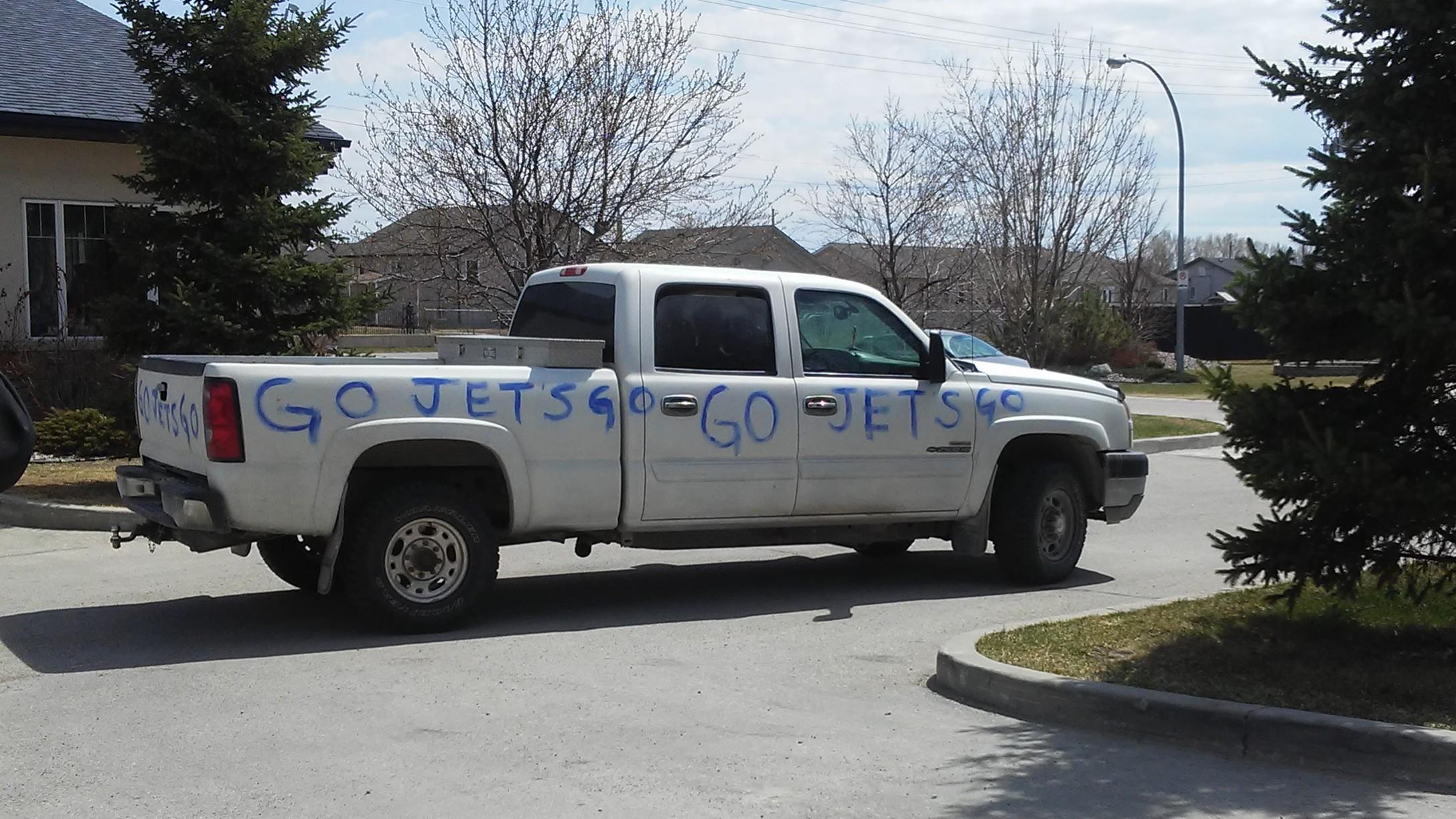 By far the best paint job I've seen. GO JETS GO! r/Winnipeg
