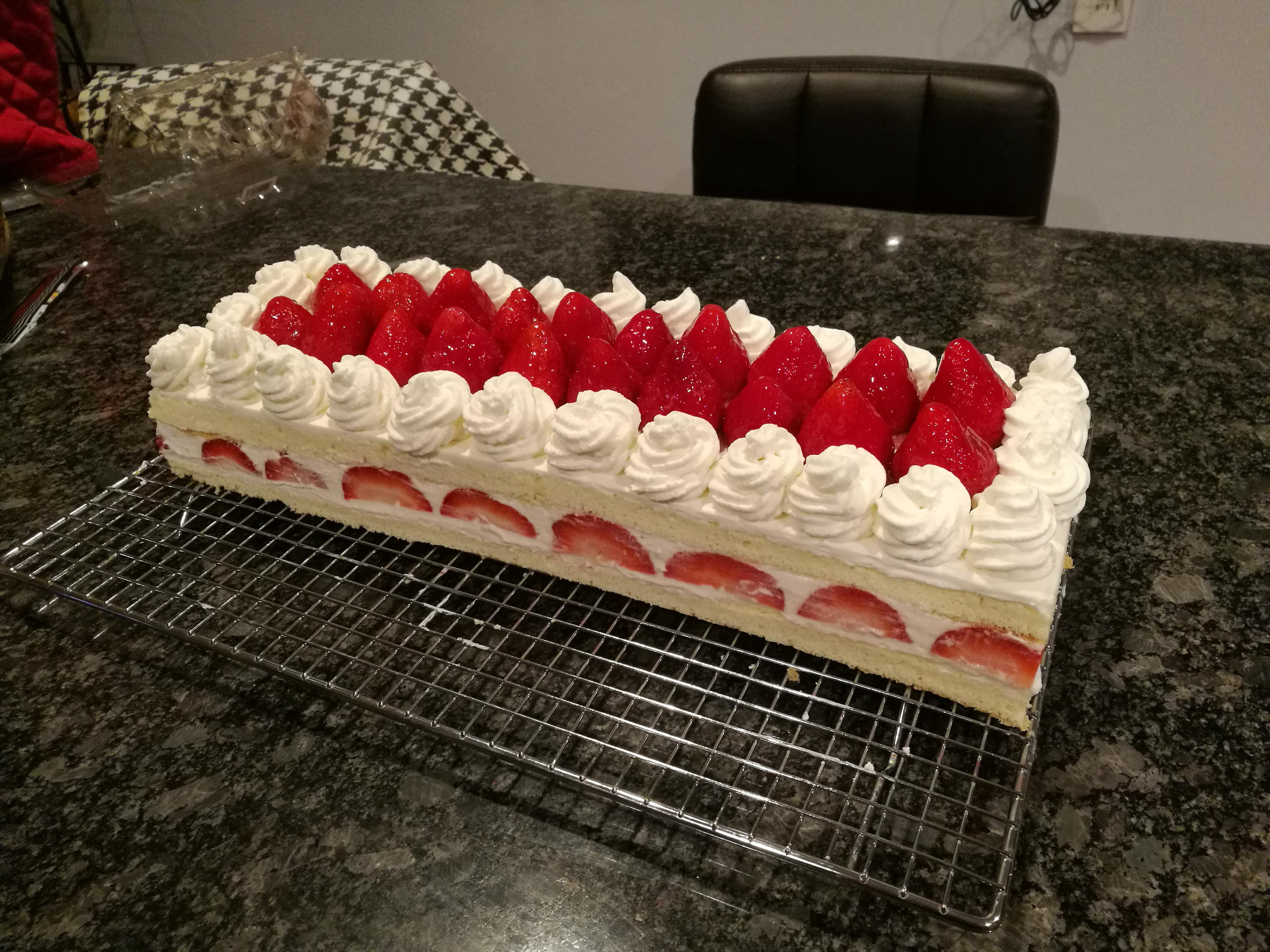 First attempt at Japanese strawberry shortcake! r/Baking