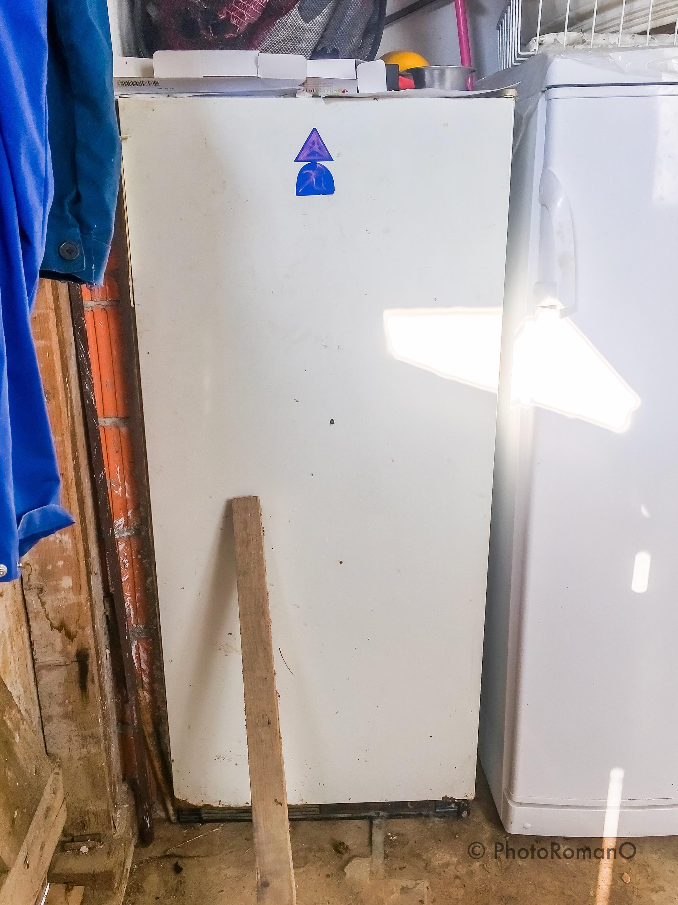 Beeping Gorenje freezer The defroster alarm on this thing constantly