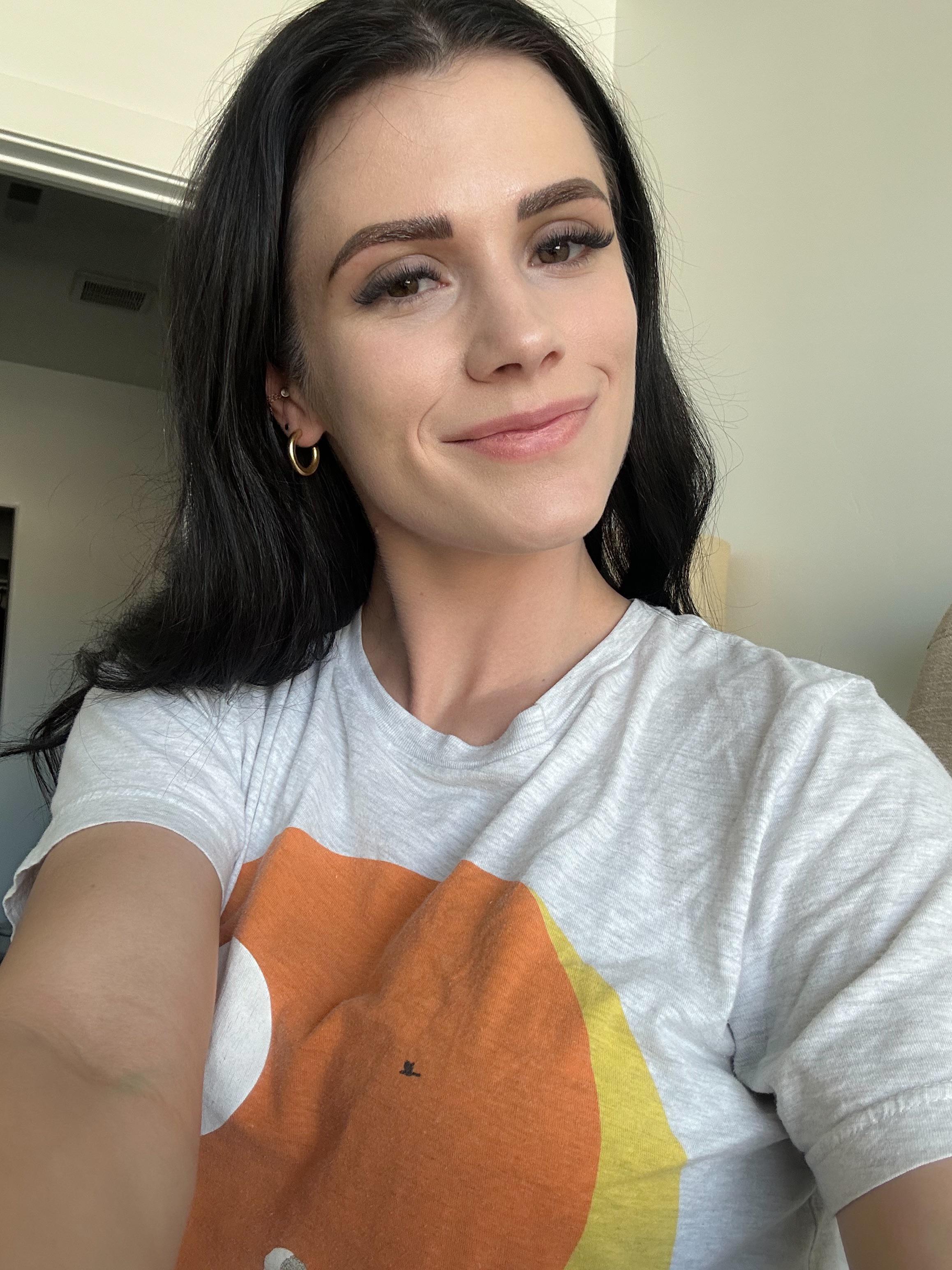 Marcie Reeves (u/marciereeves) - Reddit