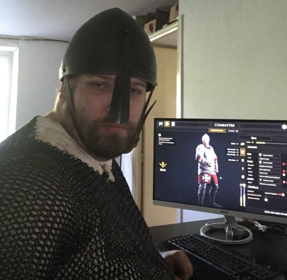 The proper way to play Mordhau r/Mordhau