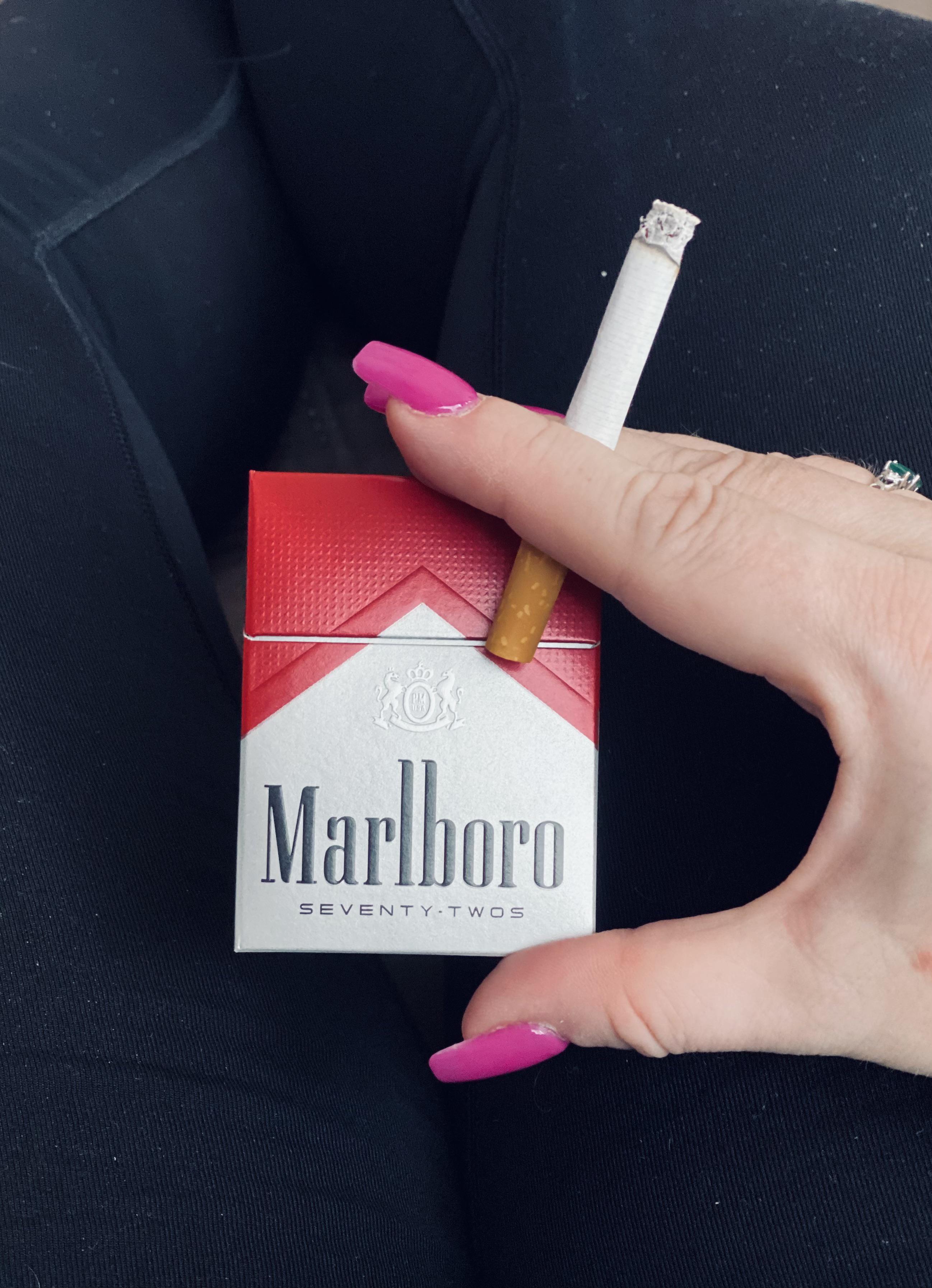 Marlboro Red 72’s are the perfect sized cigarettes for me! r/Cigarettes