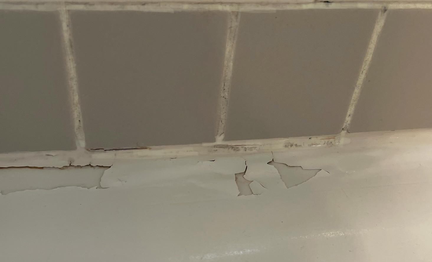 Chipped bath tub r/DIY