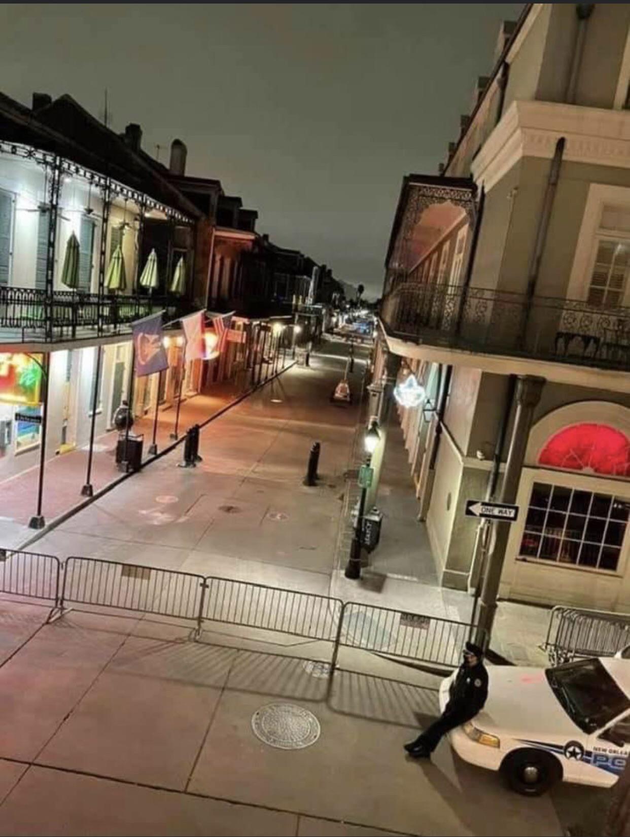 Bourbon St, middle of Mardi Gras 2021 r/interestingasfuck