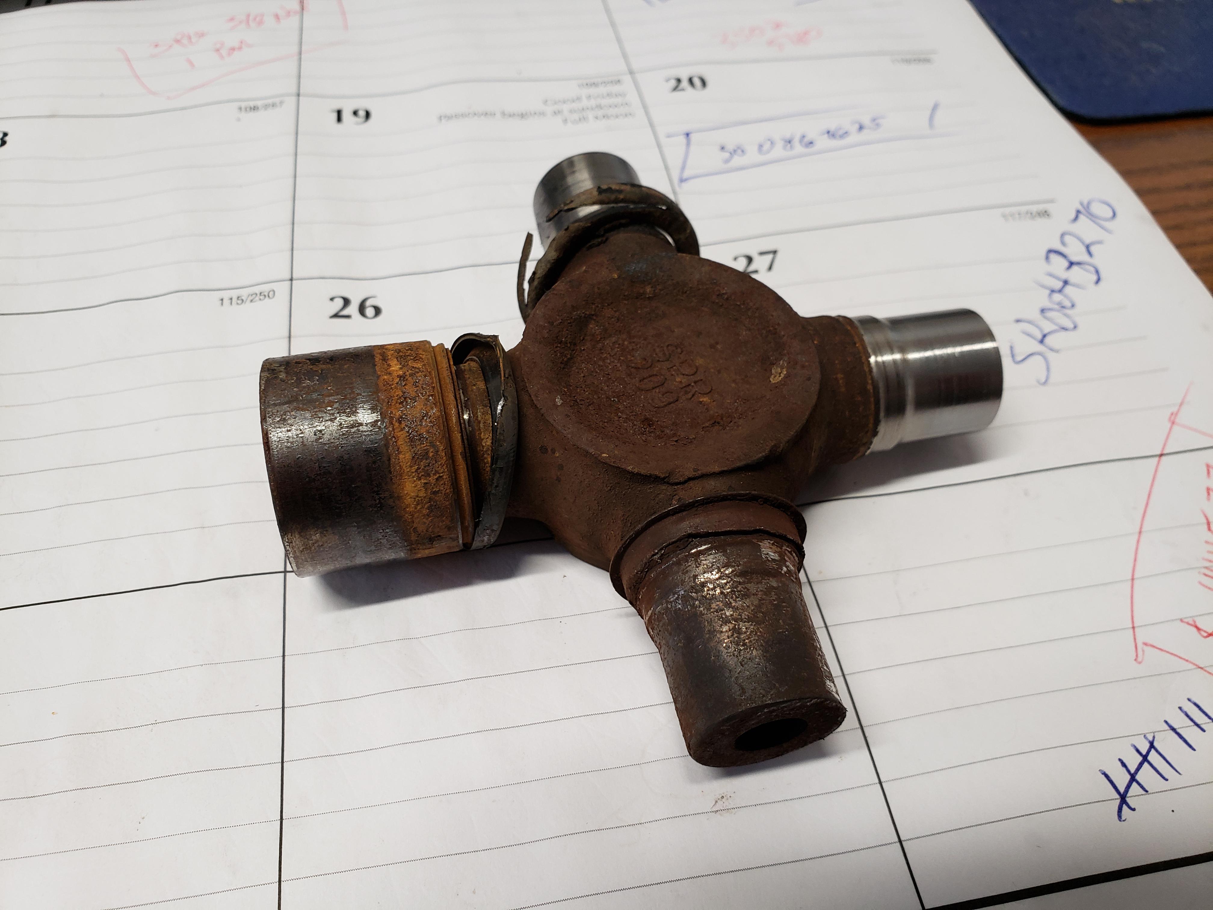 C/S there is driveline vibration : r/Justrolledintotheshop