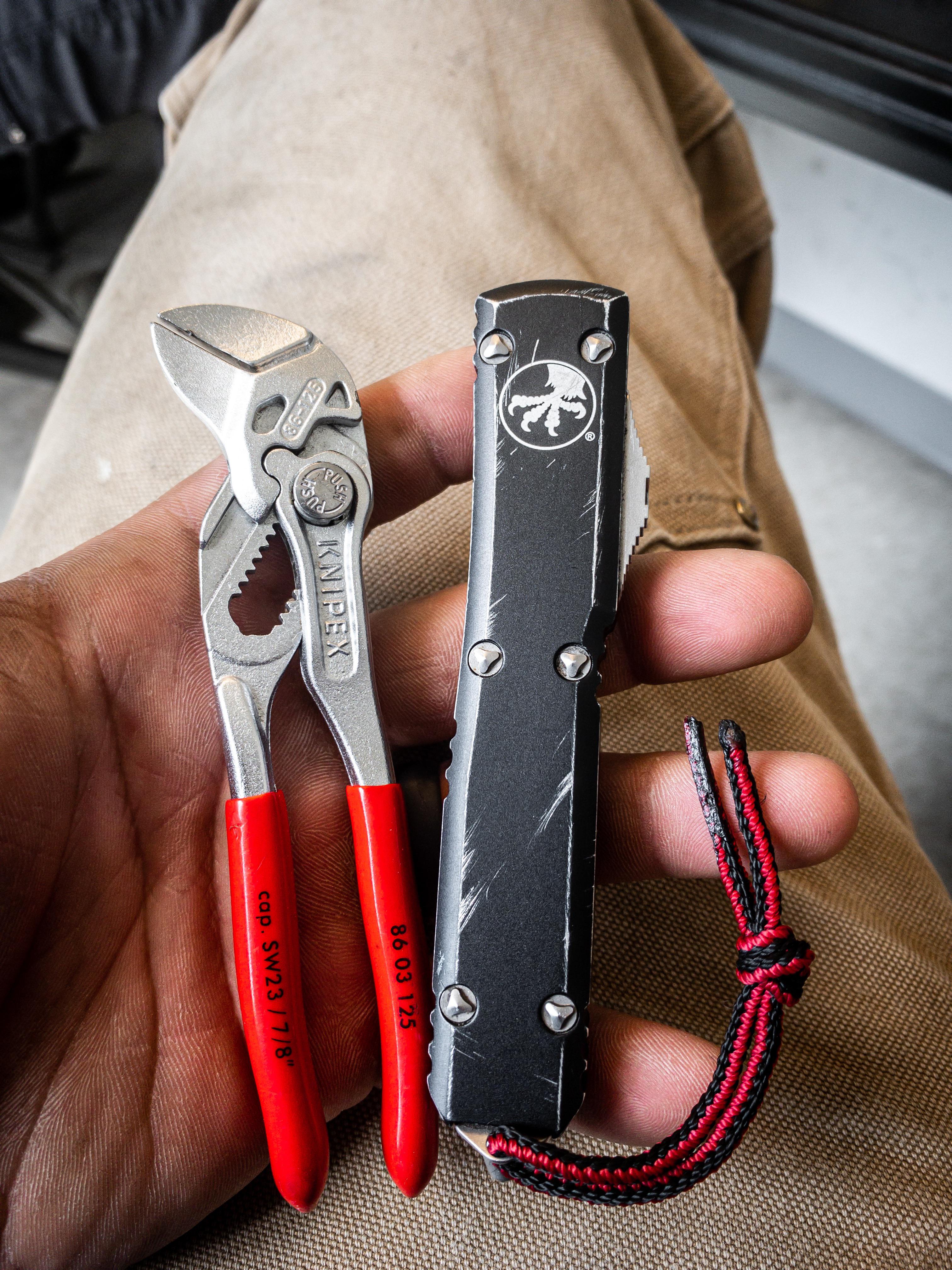 Mini Knipex pliers. Ultratech for reference. r/EDC