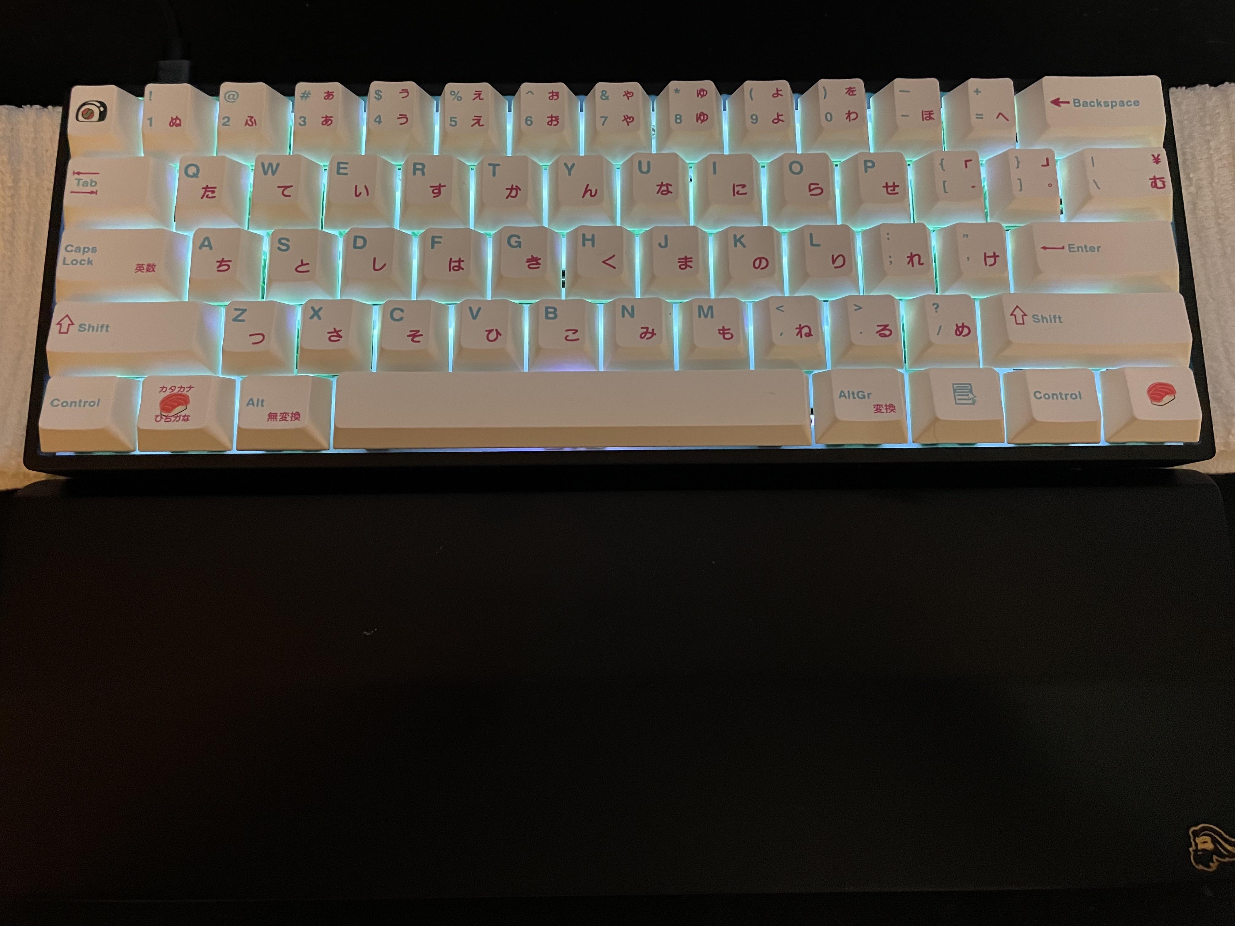 Made my first modded board! GK61 with foam. Lubed akko matcha switches