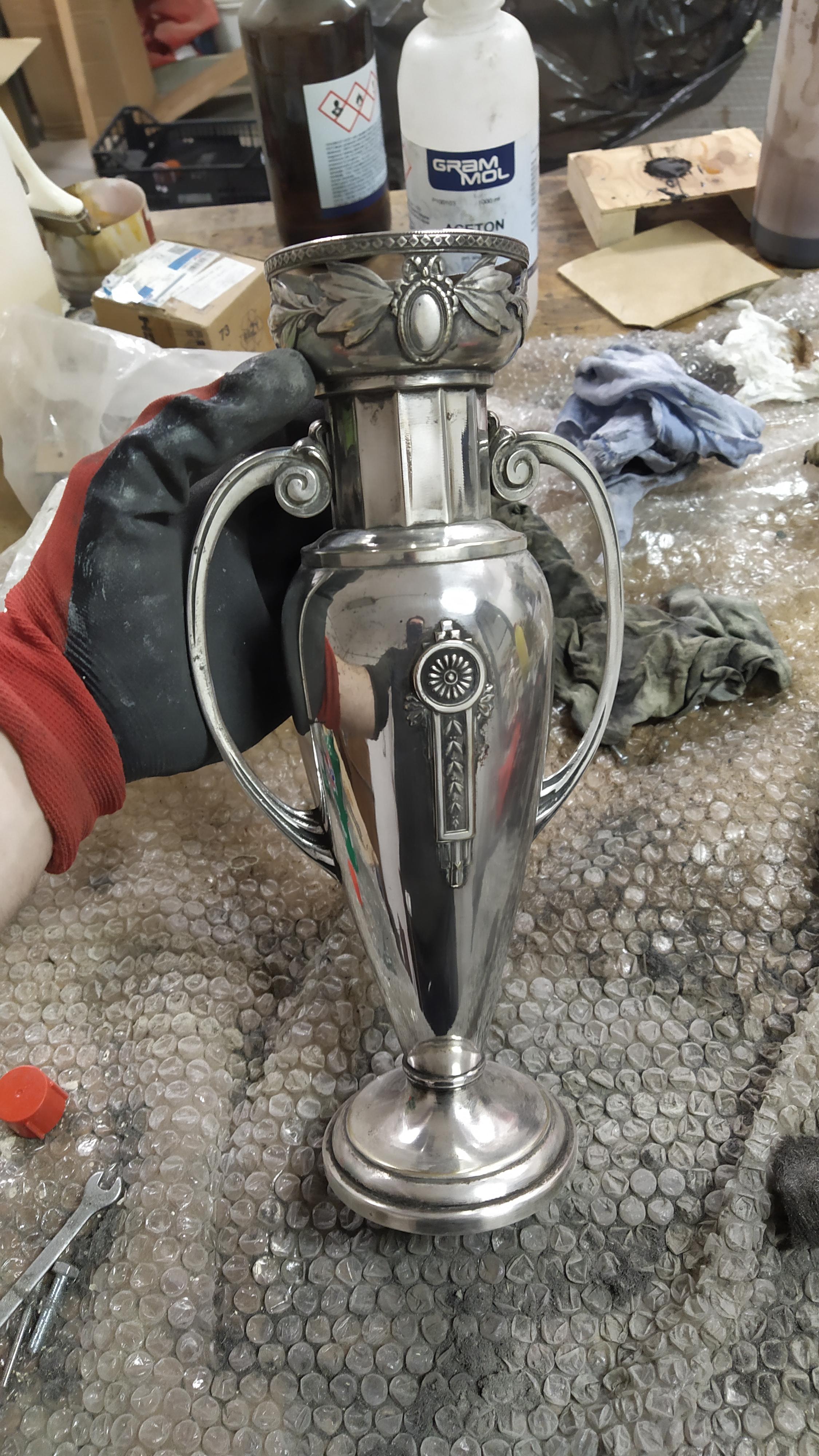 This 1900's silver vase (I think it's a vase atleast) I cleaned