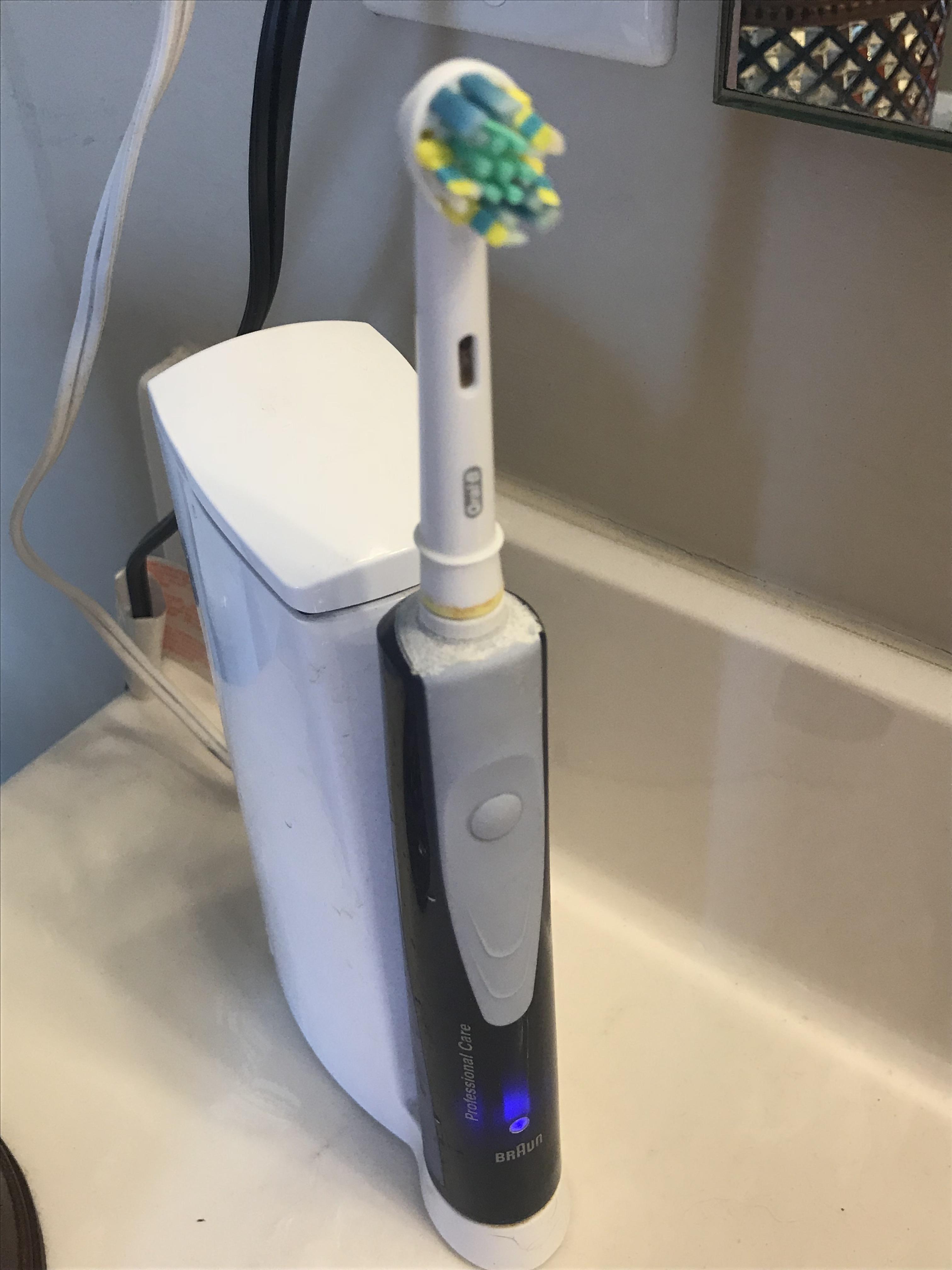 Braun Electric Toothbrush 10 years old today, no signs of quitting