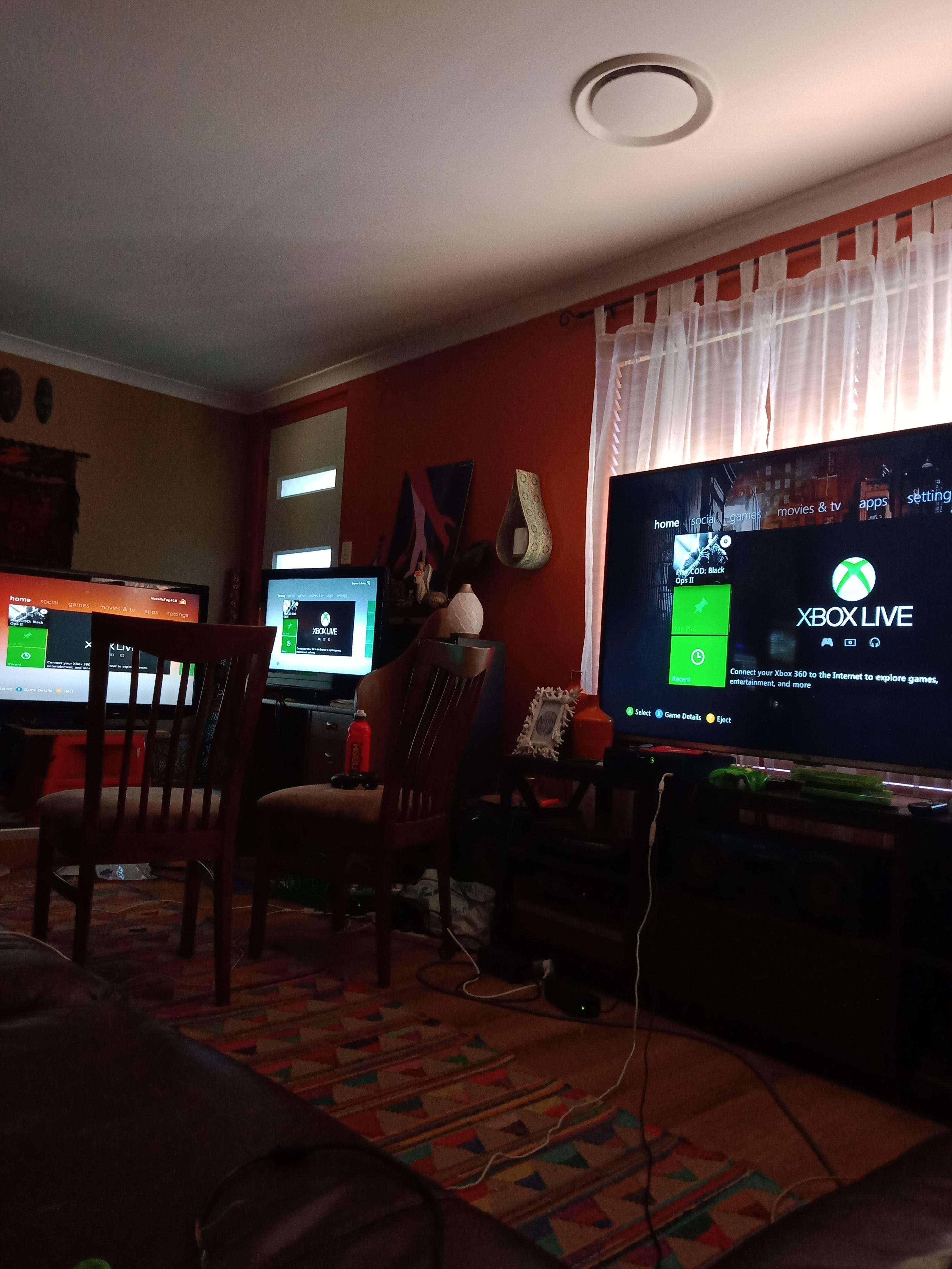 Lan party with the lads! r/xbox360