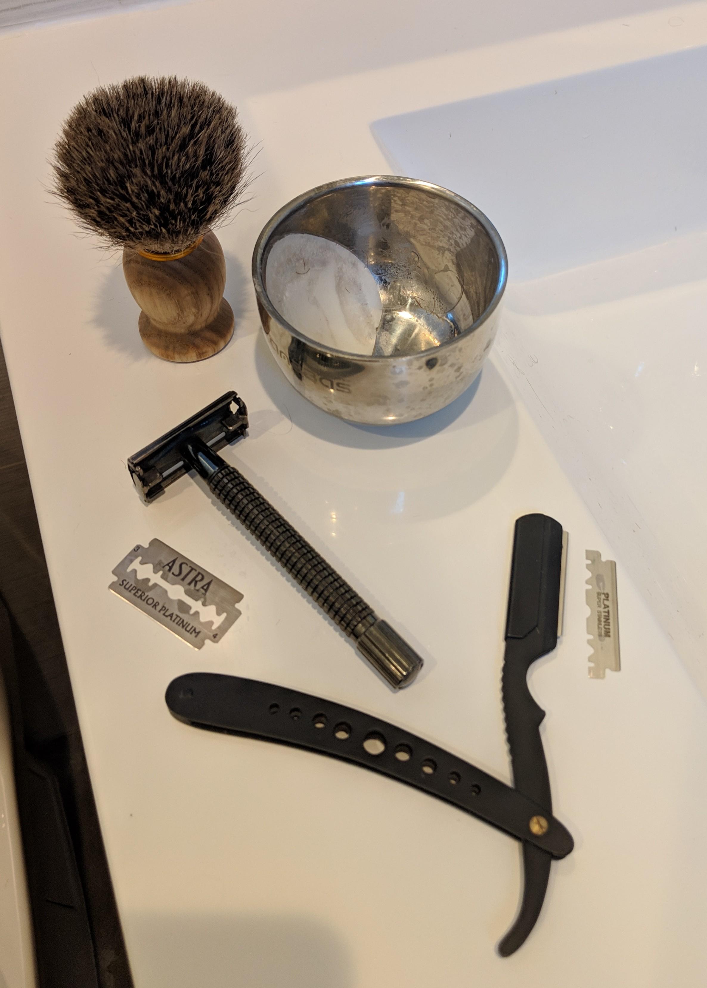 Disposable Razors And Their Cartridges