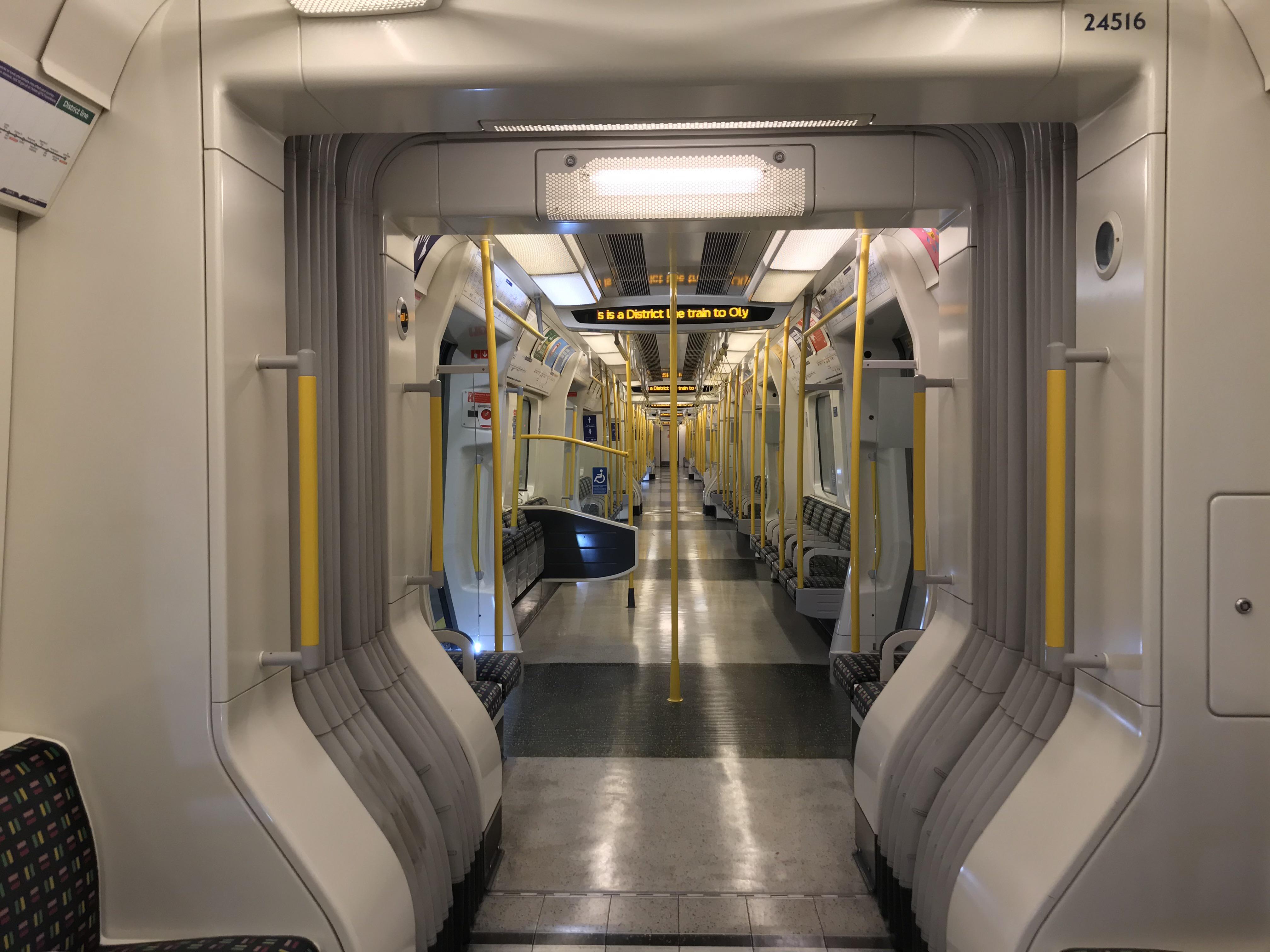 Open gangway trains are the best!! Here is a Transport for London, London Underground (TfL LU
