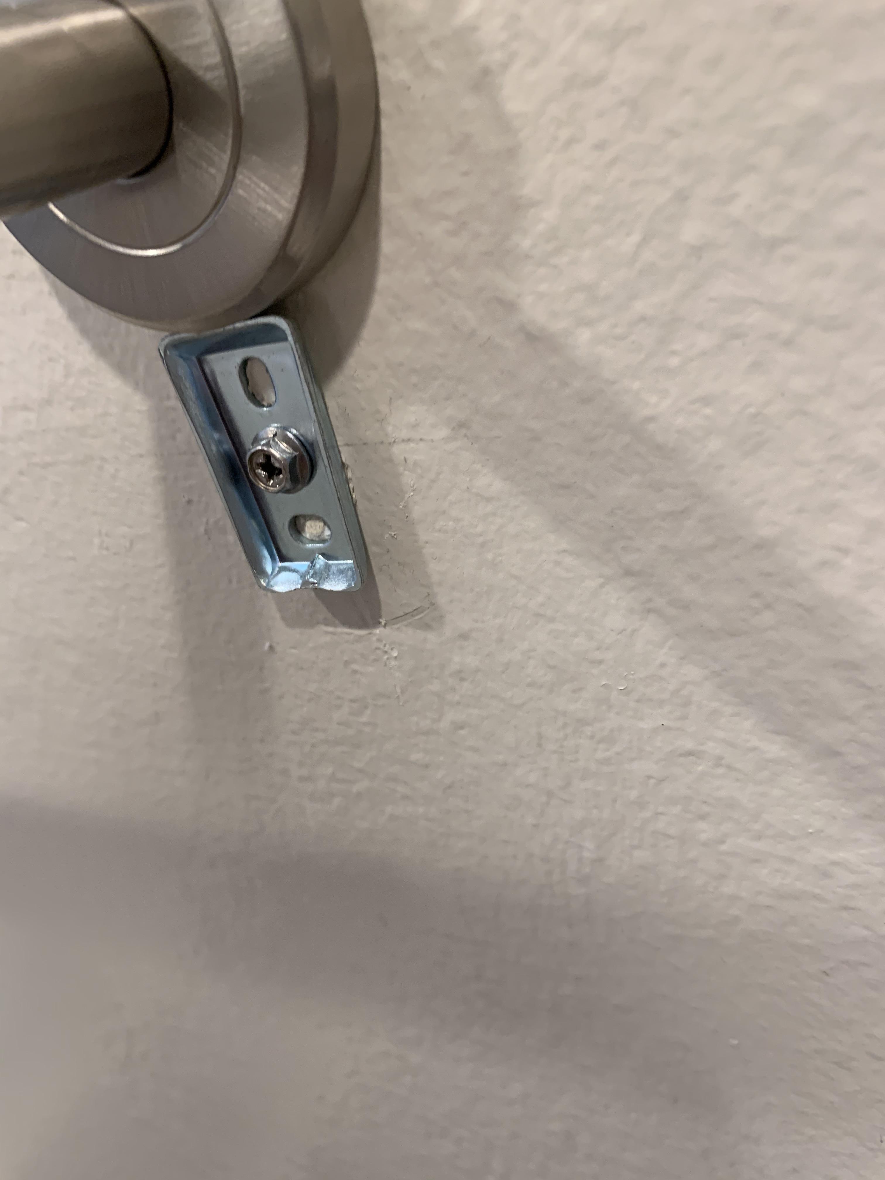 Need help fixing this towel rack : r/fixit