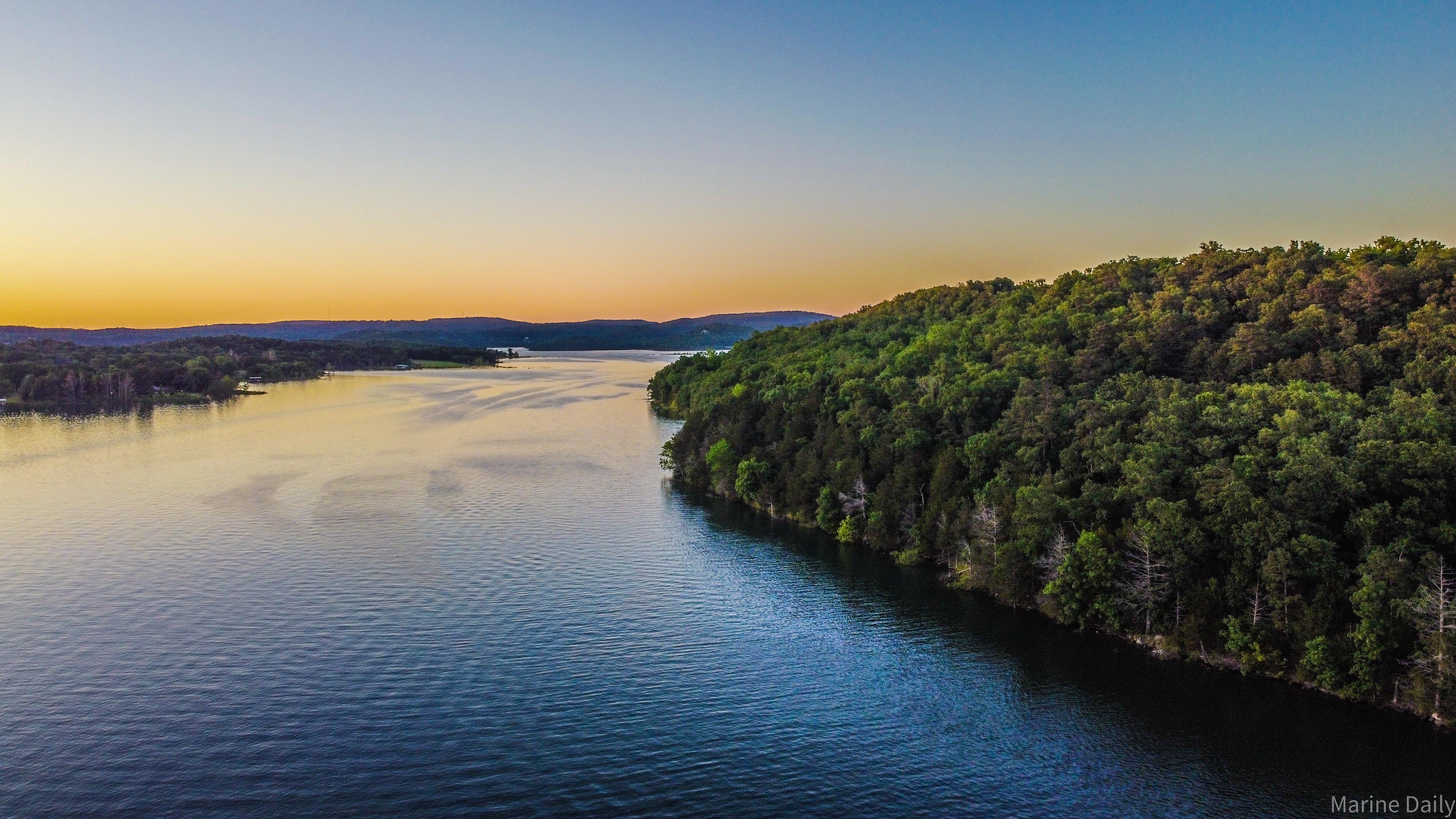 Beaver Lake. Rogers, Arkansas. r/djimavic
