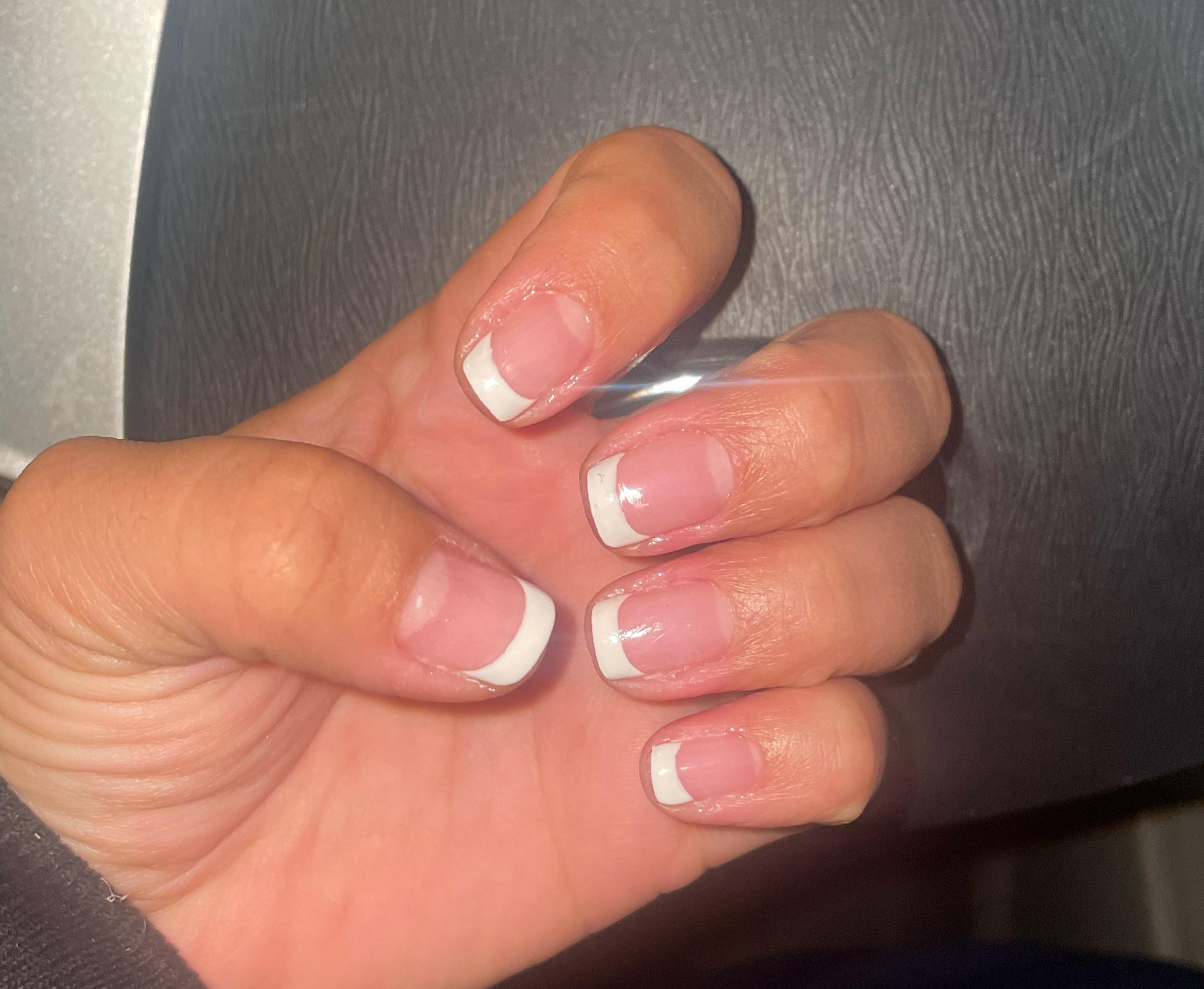 Do nail techs in salons keep all of the money they charge for a service