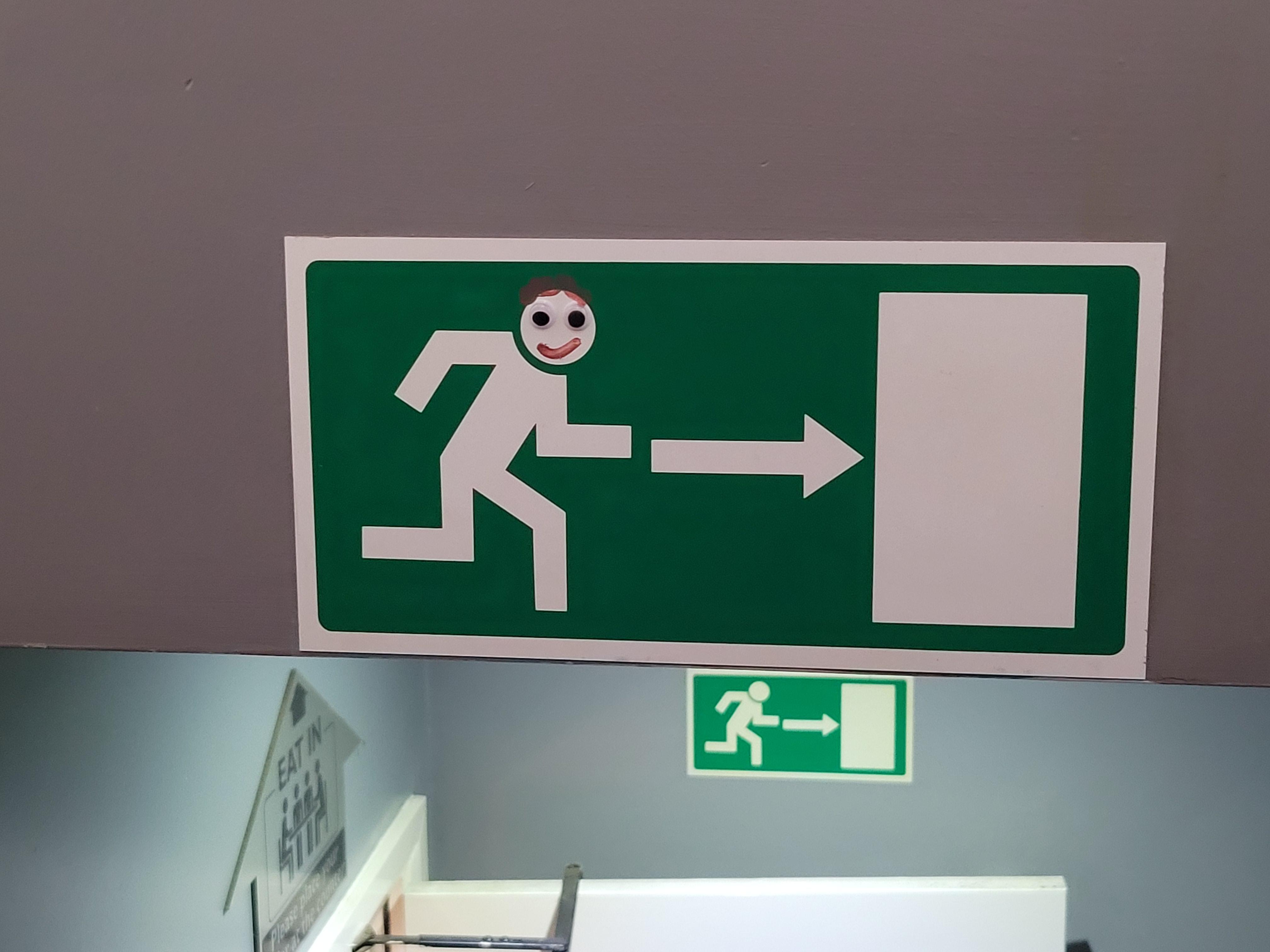 Found in Vinegar Jones chippy in Bowness, Lake District r/eyebombing