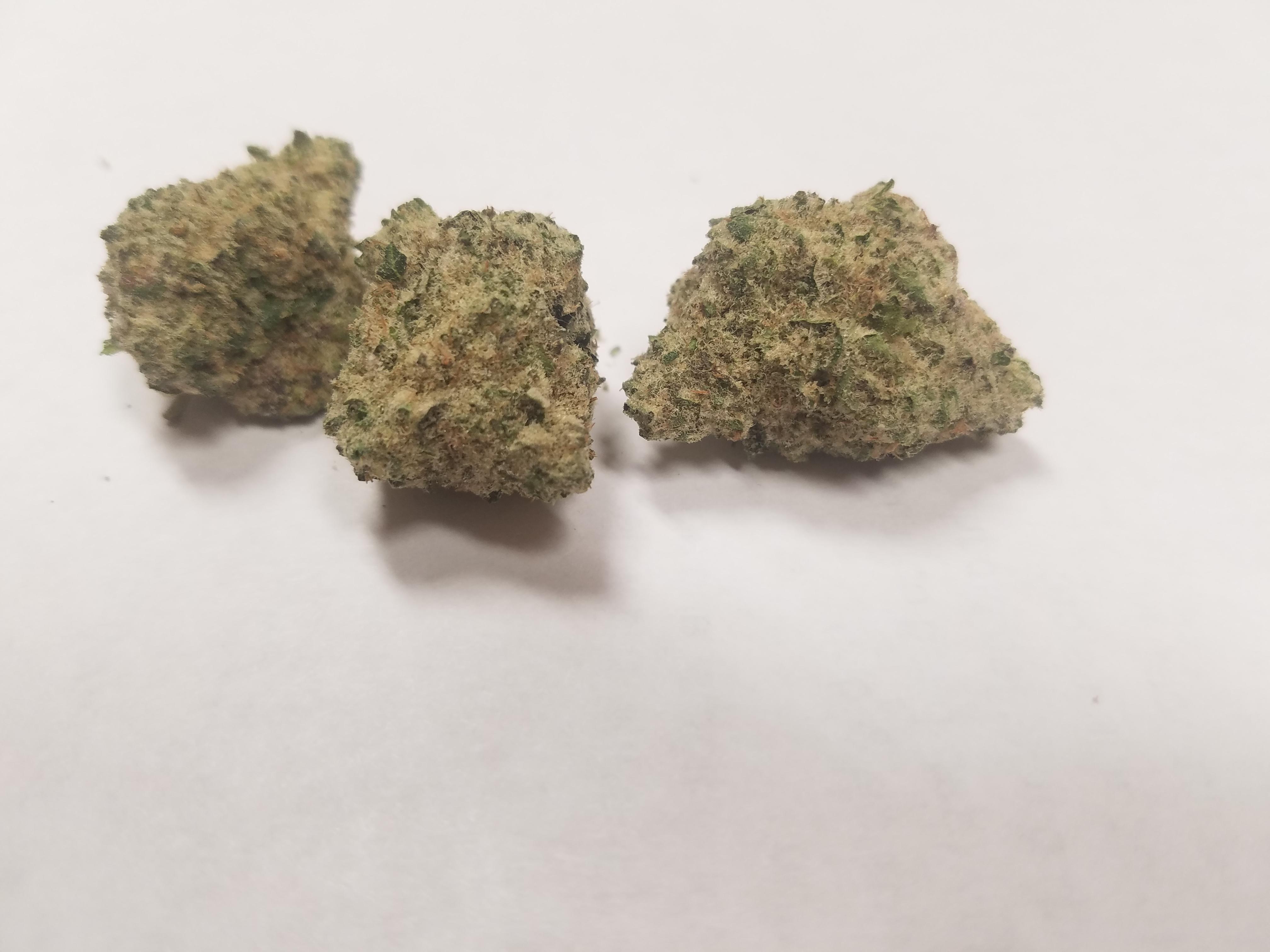 50 Animal Mints Strain Leafly Nieyaspejals