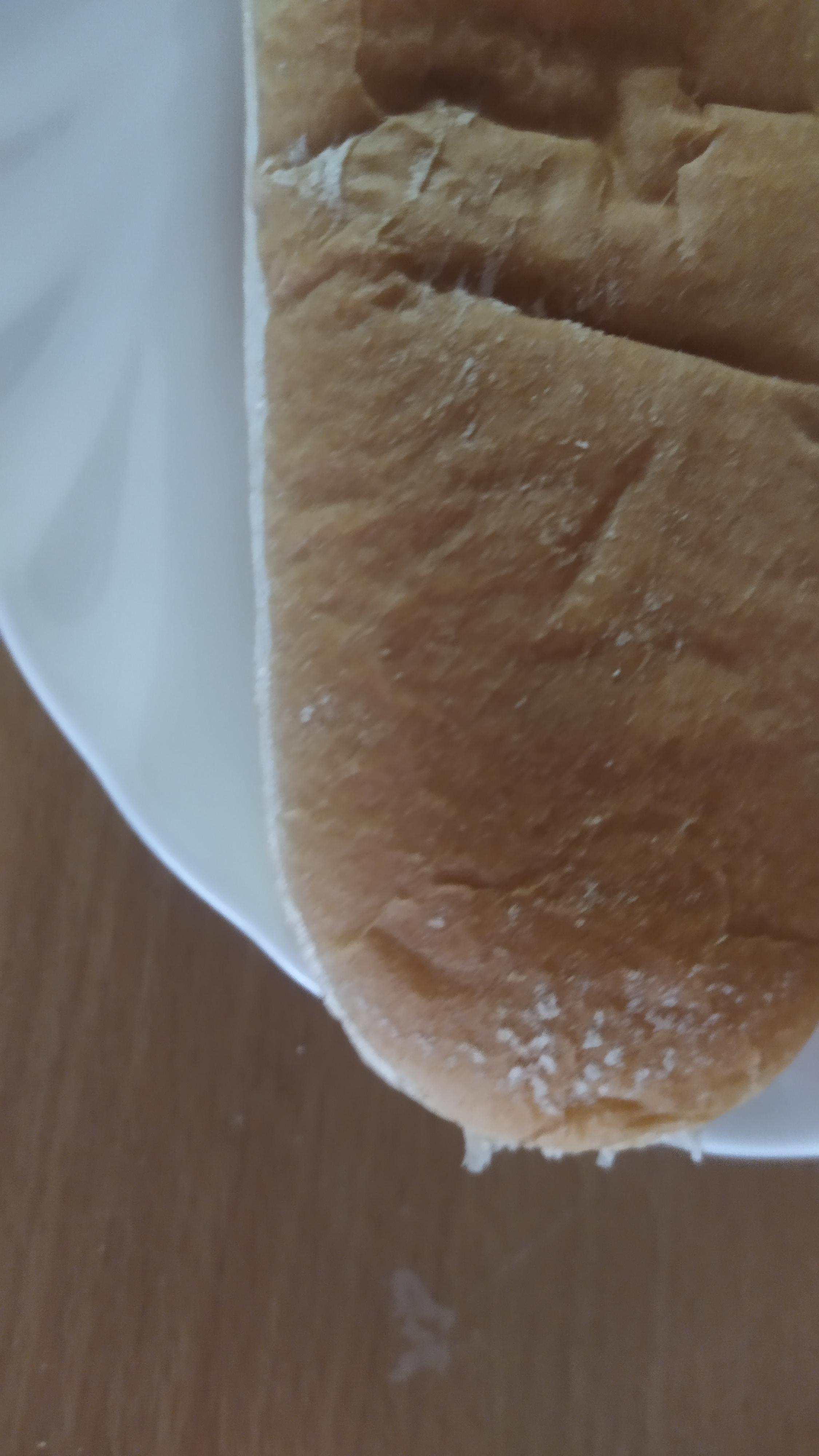 Is that mold on my hotdog bun? They were opened 2 days ago r/Mold