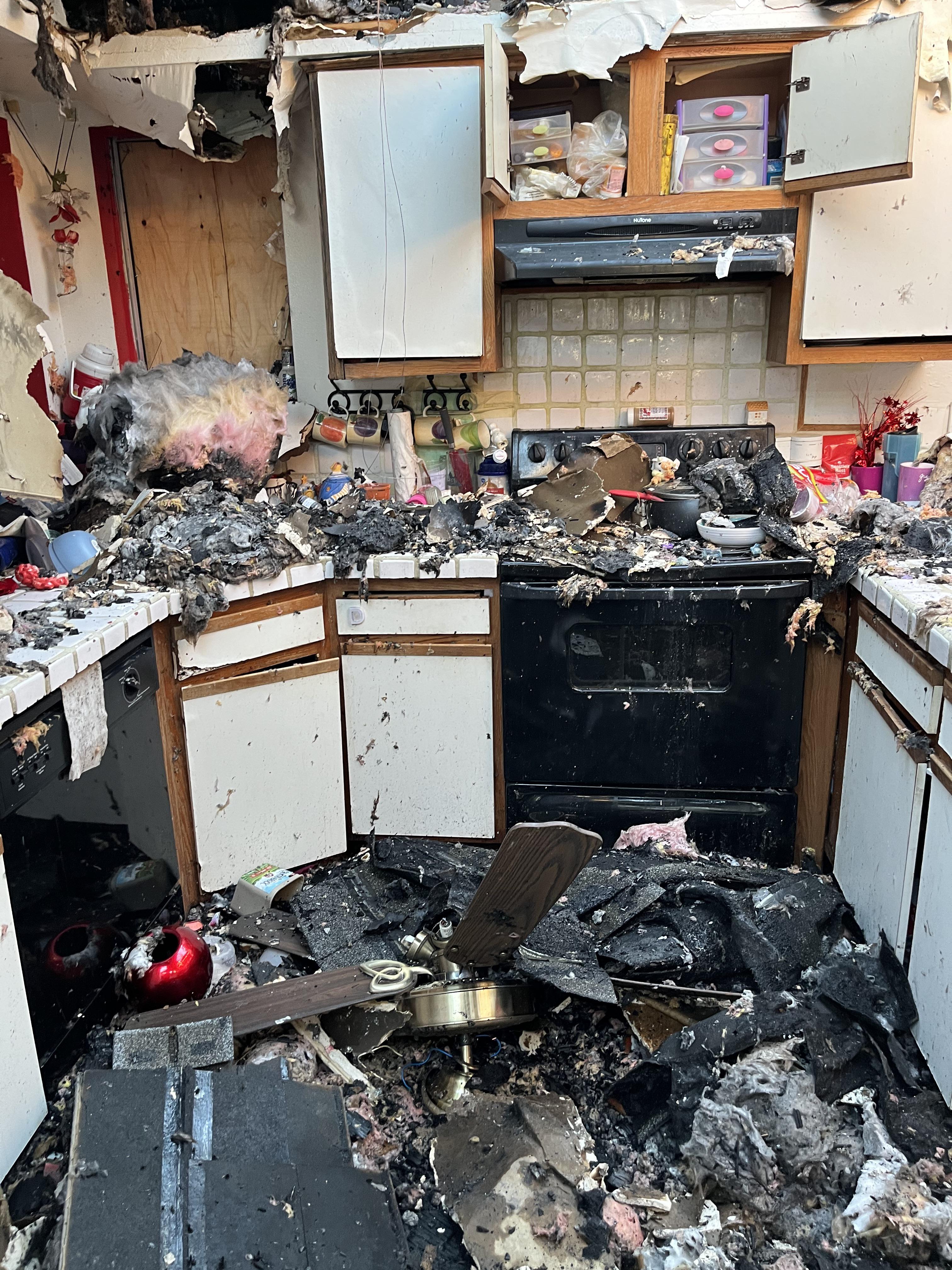 Girlfriends uncle set the house on fire Wellthatsucks