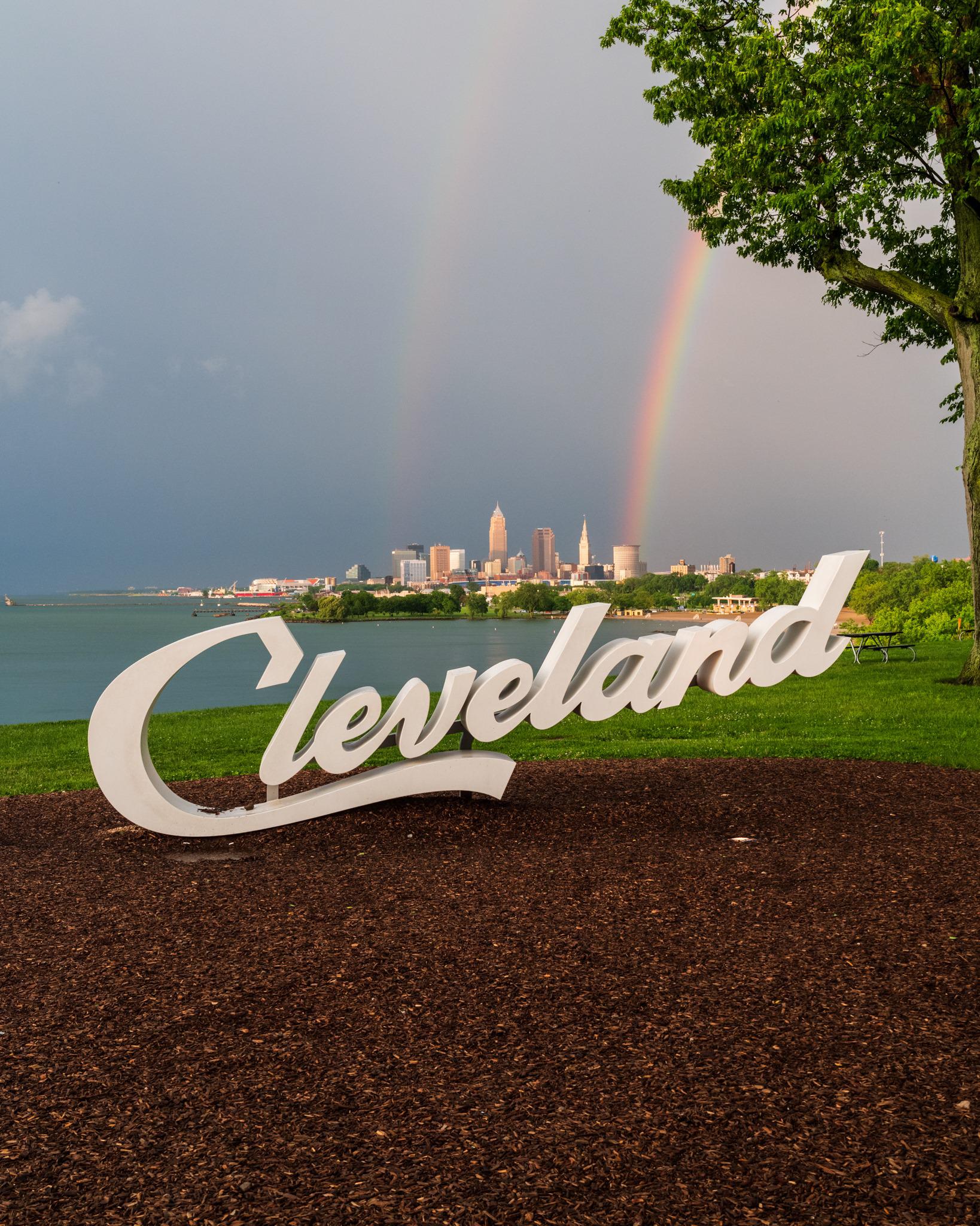 Double rainbow over Cleveland r/Ohio