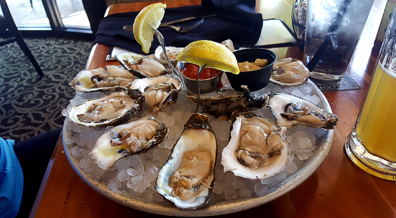 Fresh Oysters on the half shell {1578x869} r/FoodPorn