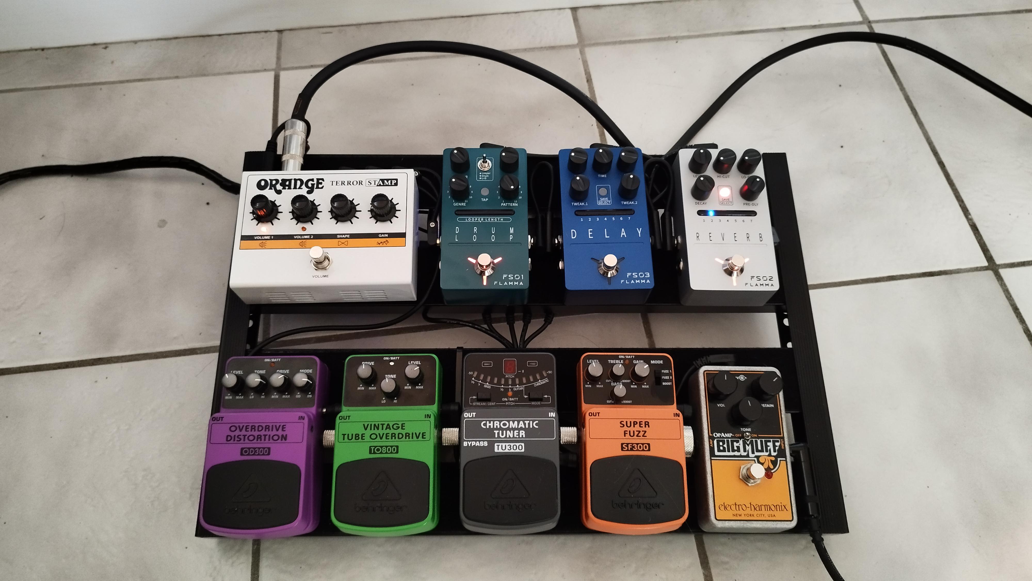 Finally completed my budget pedalboard r/pedals