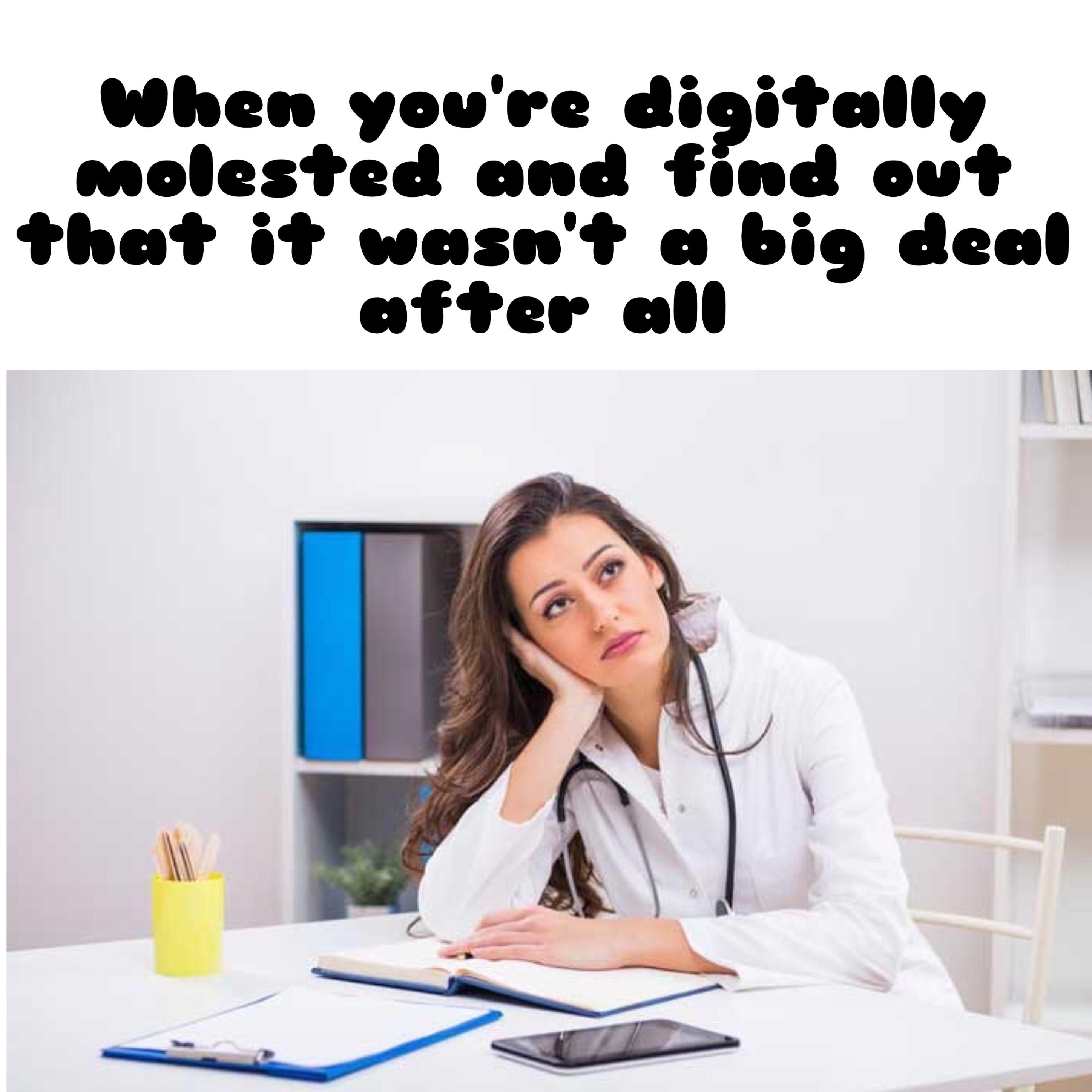 Thumb is not a finger r/memes