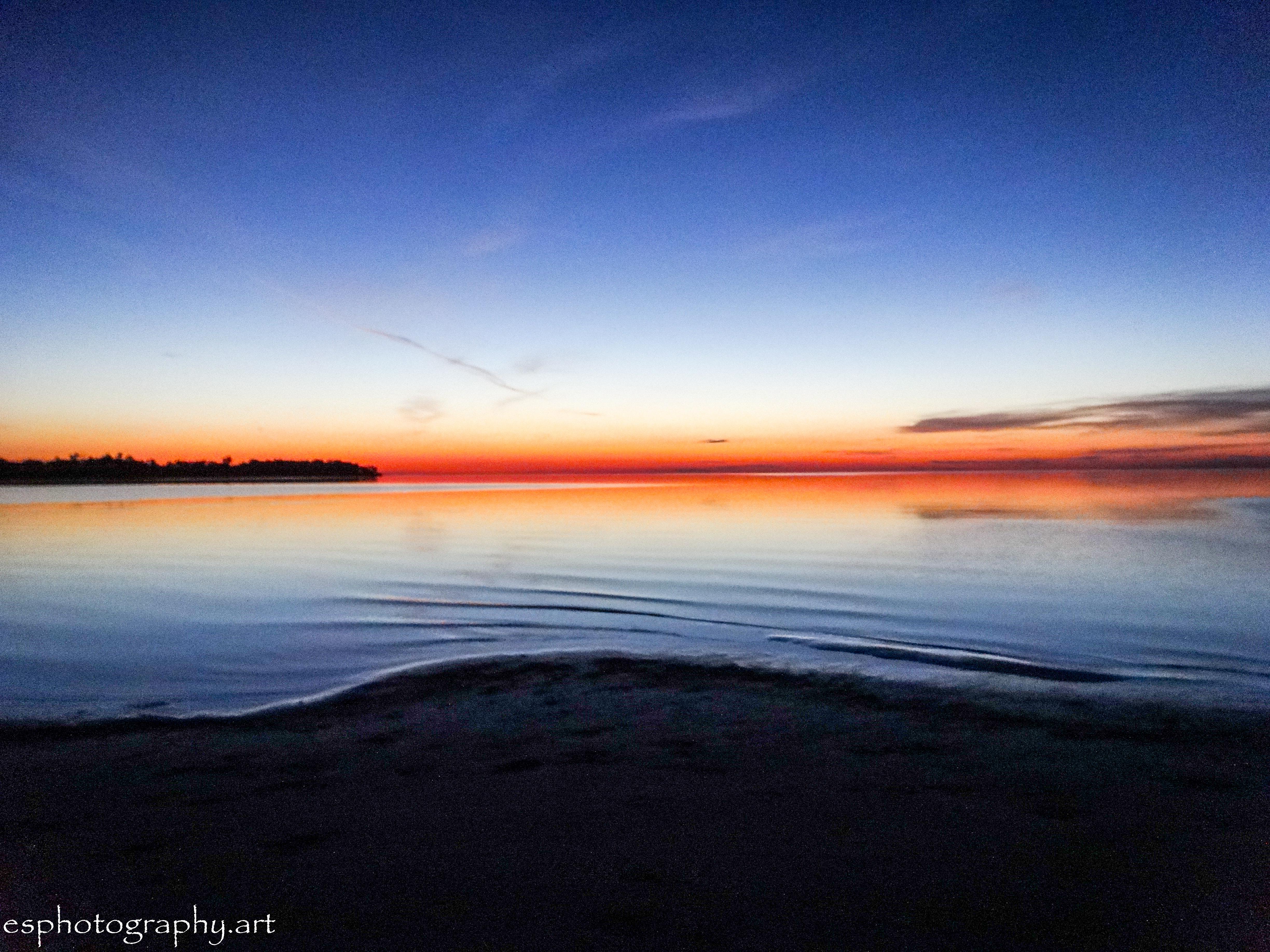 Sunset taken during the summer near patricia beach Manitoba r/pics
