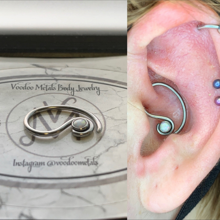 Getting R daith pierced in 2 weeks. Is there a standard piece of jewelry for a fresh piercing