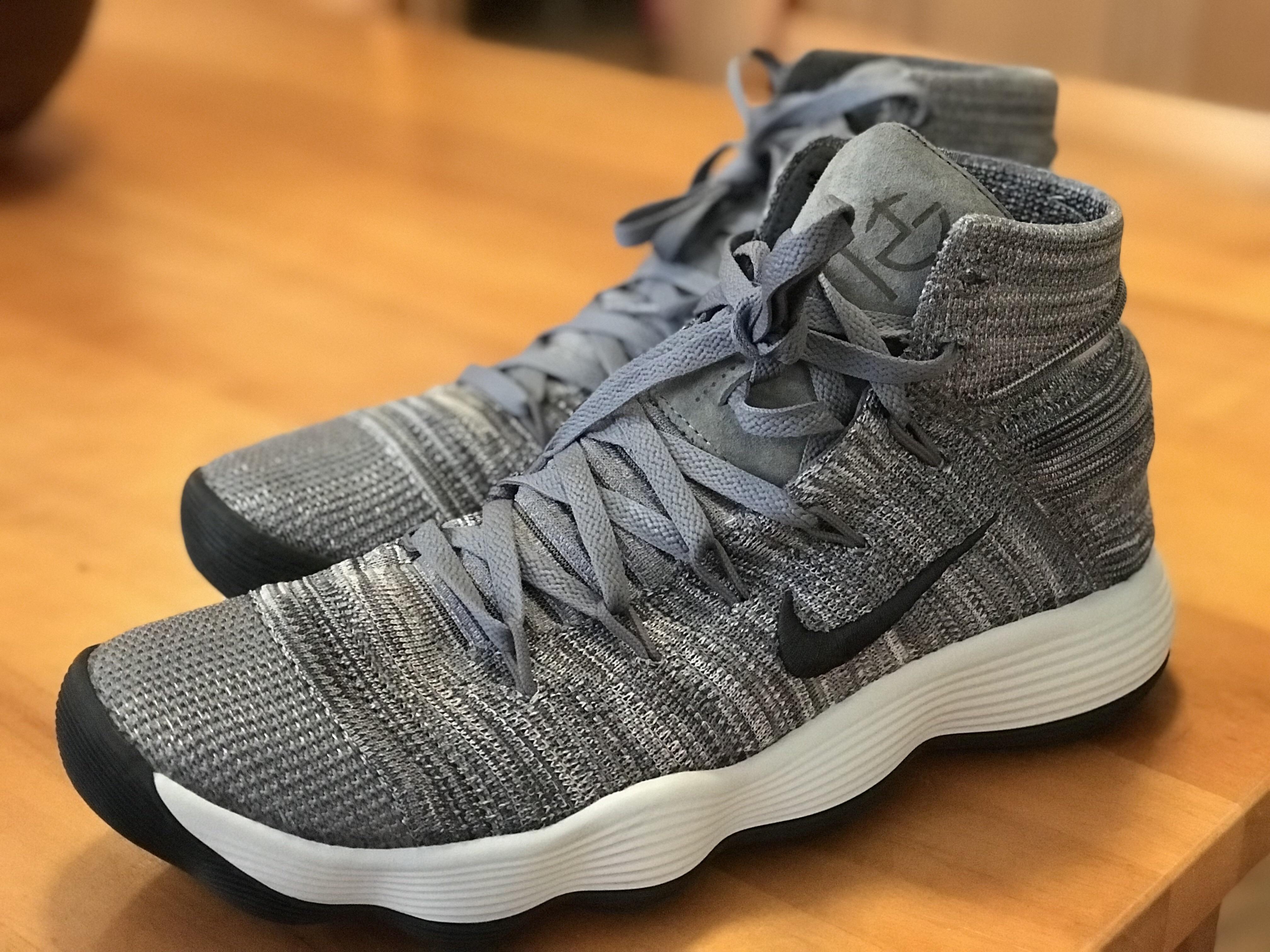 Not a super special shoe, but picked up a new pair of shoes to hoop in