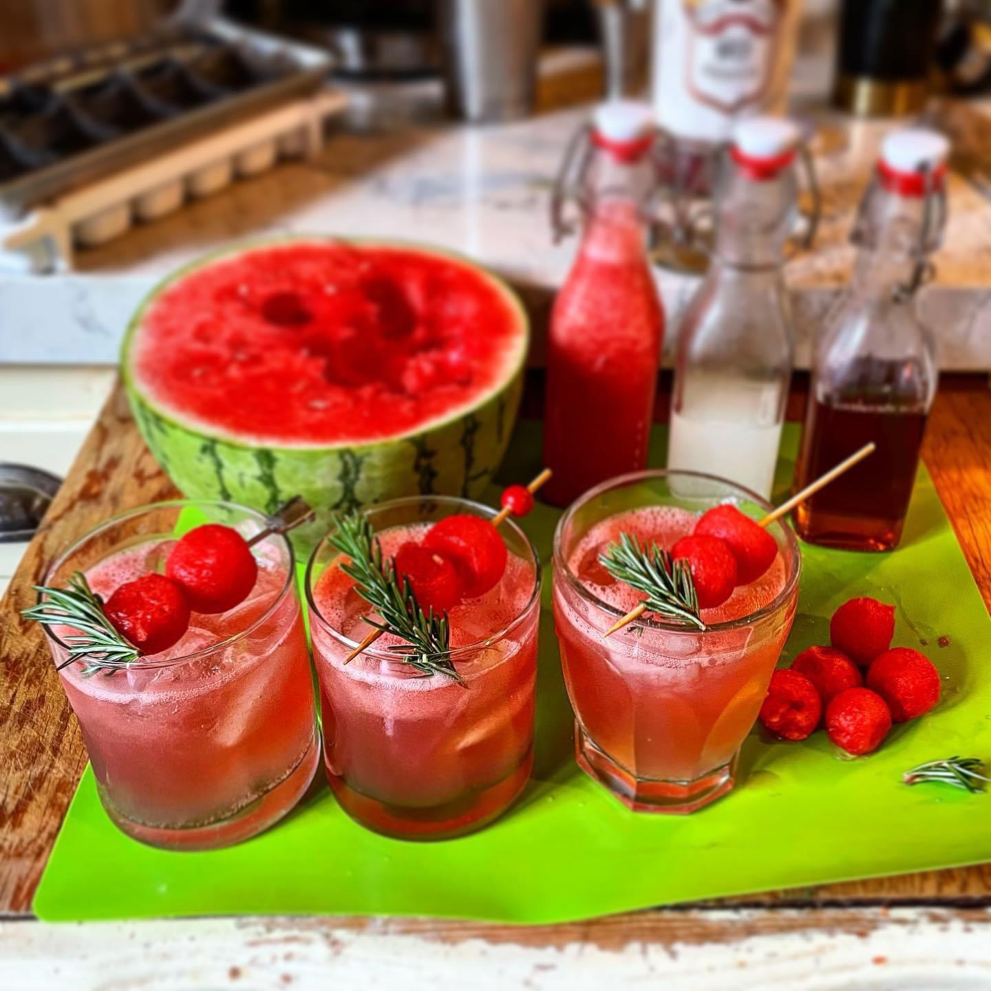Watermelon balls make great garnishes (recipe in comments) r/cocktails